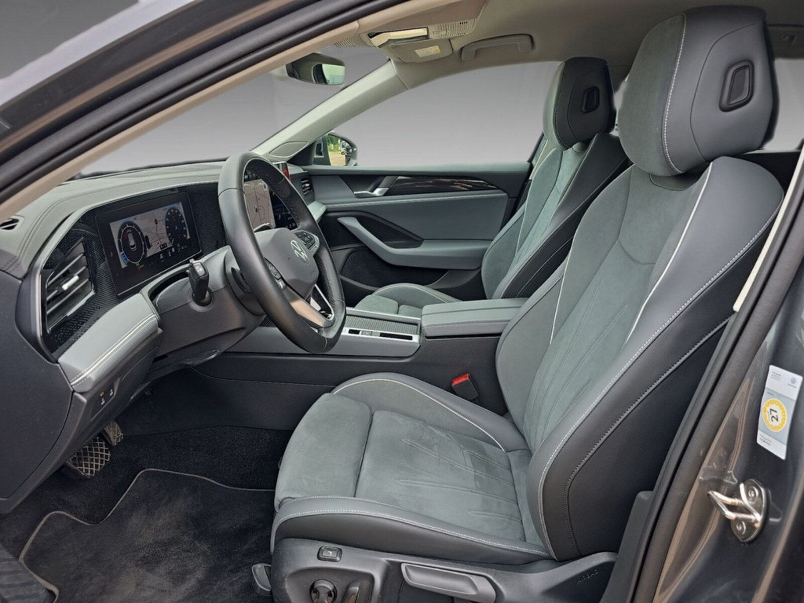 Volkswagen Passat – Bild 8
