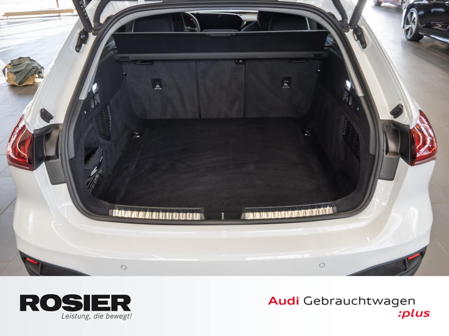 Bild über Audi A5 Avant TDI 150 kW S tronic - für weitere Informationen kontaktieren Sie den Audi Partner