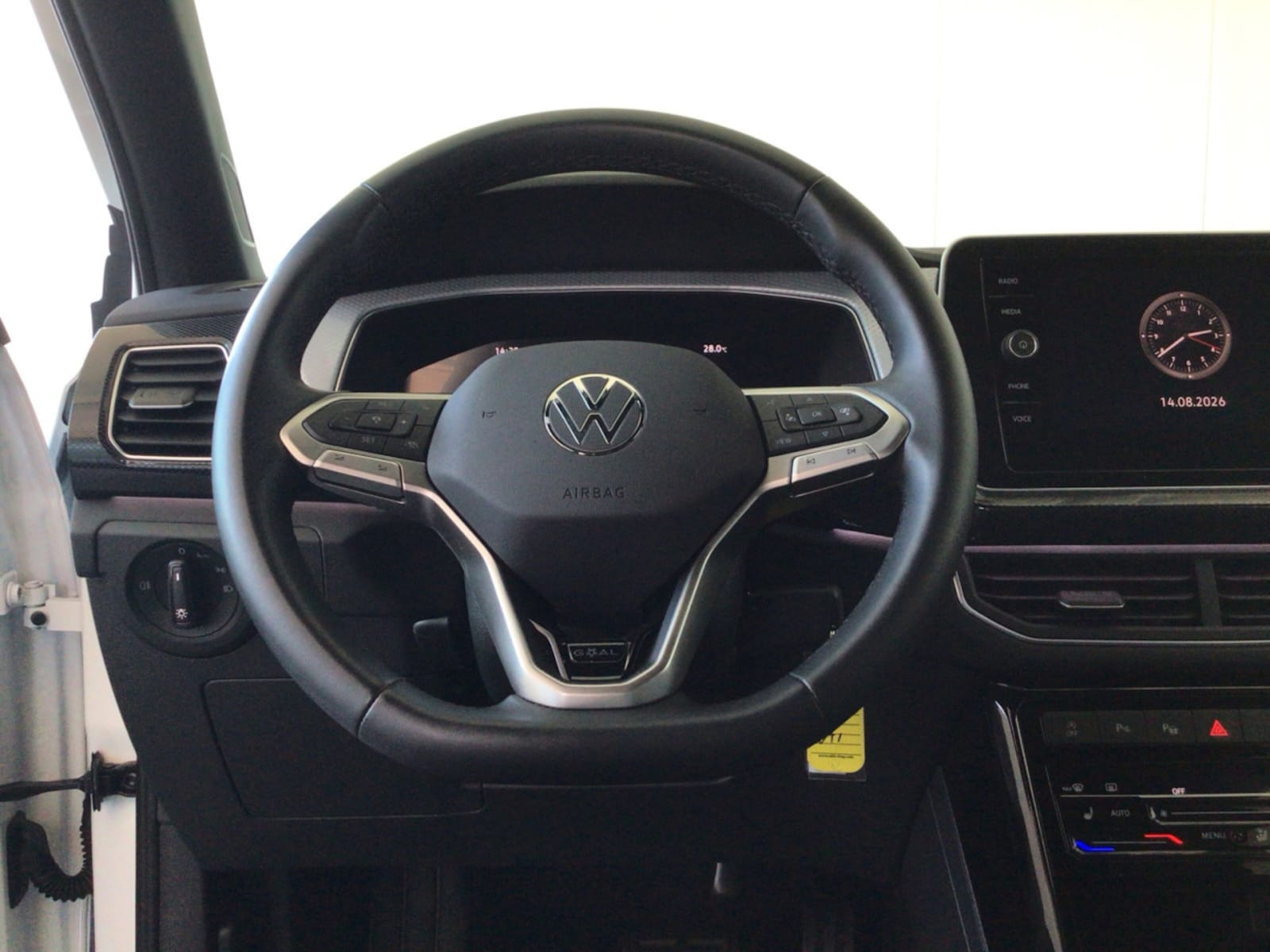Volkswagen T-Cross – Bild 12