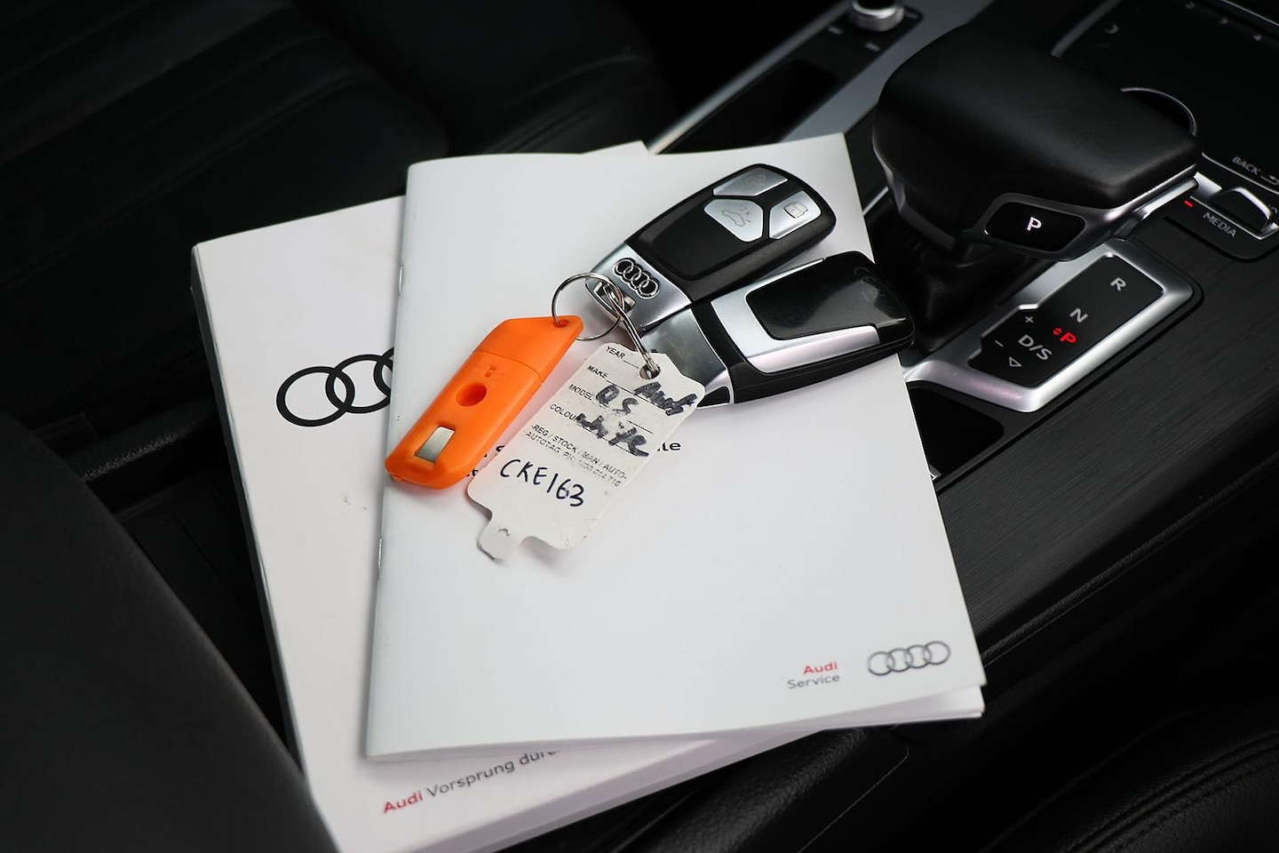 Image about Audi Q5 design 40 TDI quattro S tronic
