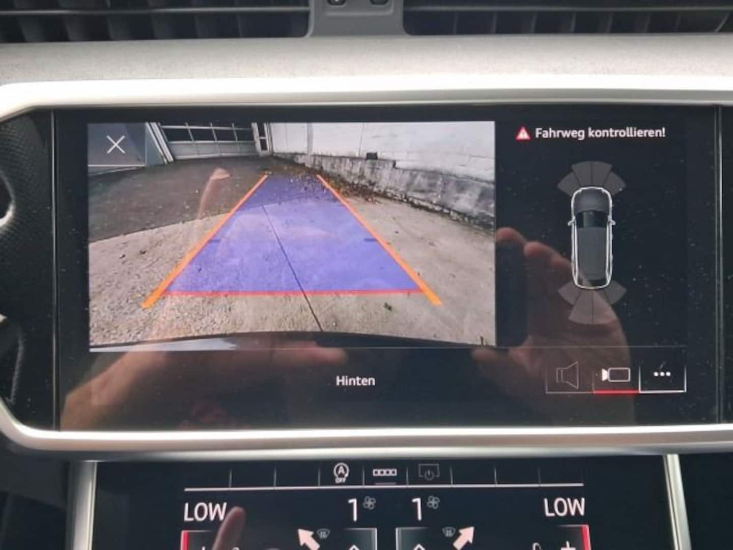 Bild über Audi S6 Avant TDI quattro tiptronic - für weitere Informationen kontaktieren Sie den Audi Partner