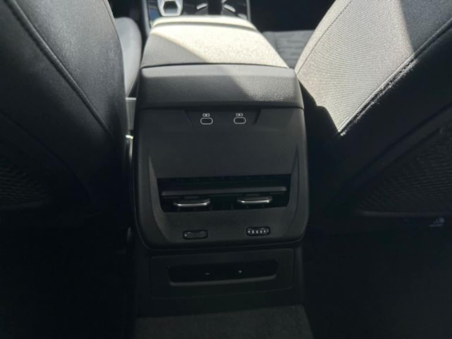 Bild über Audi A5 Avant TFSI S tronic - für weitere Informationen kontaktieren Sie den Audi Partner