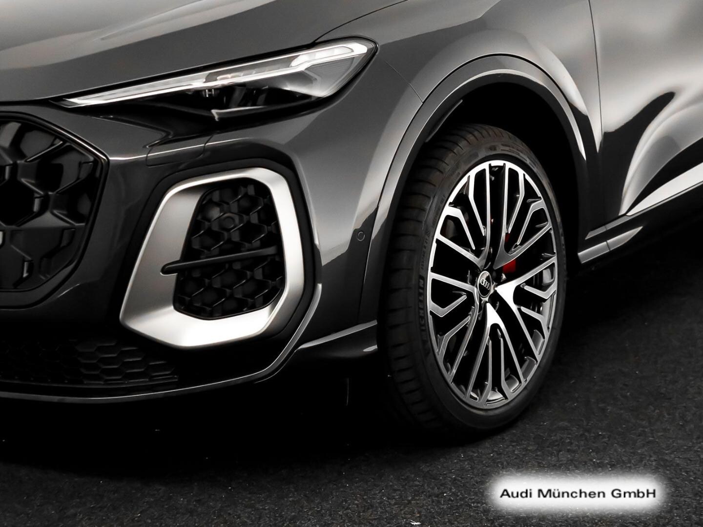 Bild über Audi Q5 Sportback TDI quattro 150 kW S tronic - für weitere Informationen kontaktieren Sie den Audi Partner