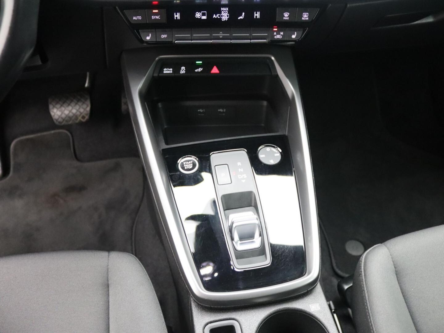 Bild über Audi A3 Sportback TFSI e 40 TFSI e S tronic - für weitere Informationen kontaktieren Sie den Audi Partner