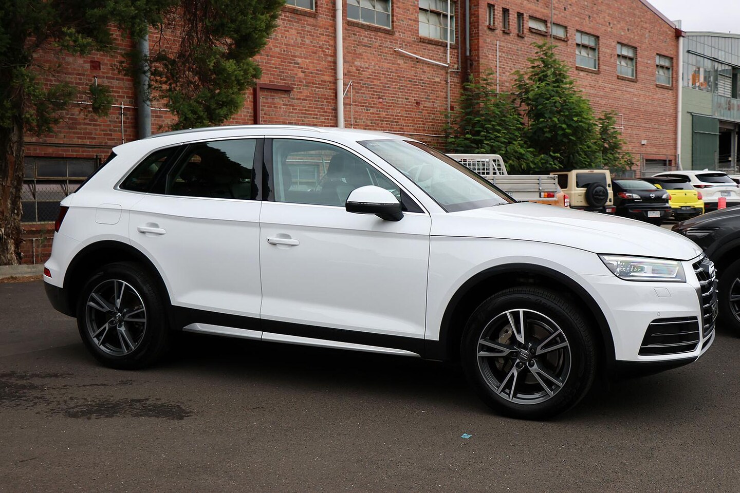 Image about Audi Q5 design 40 TDI quattro S tronic