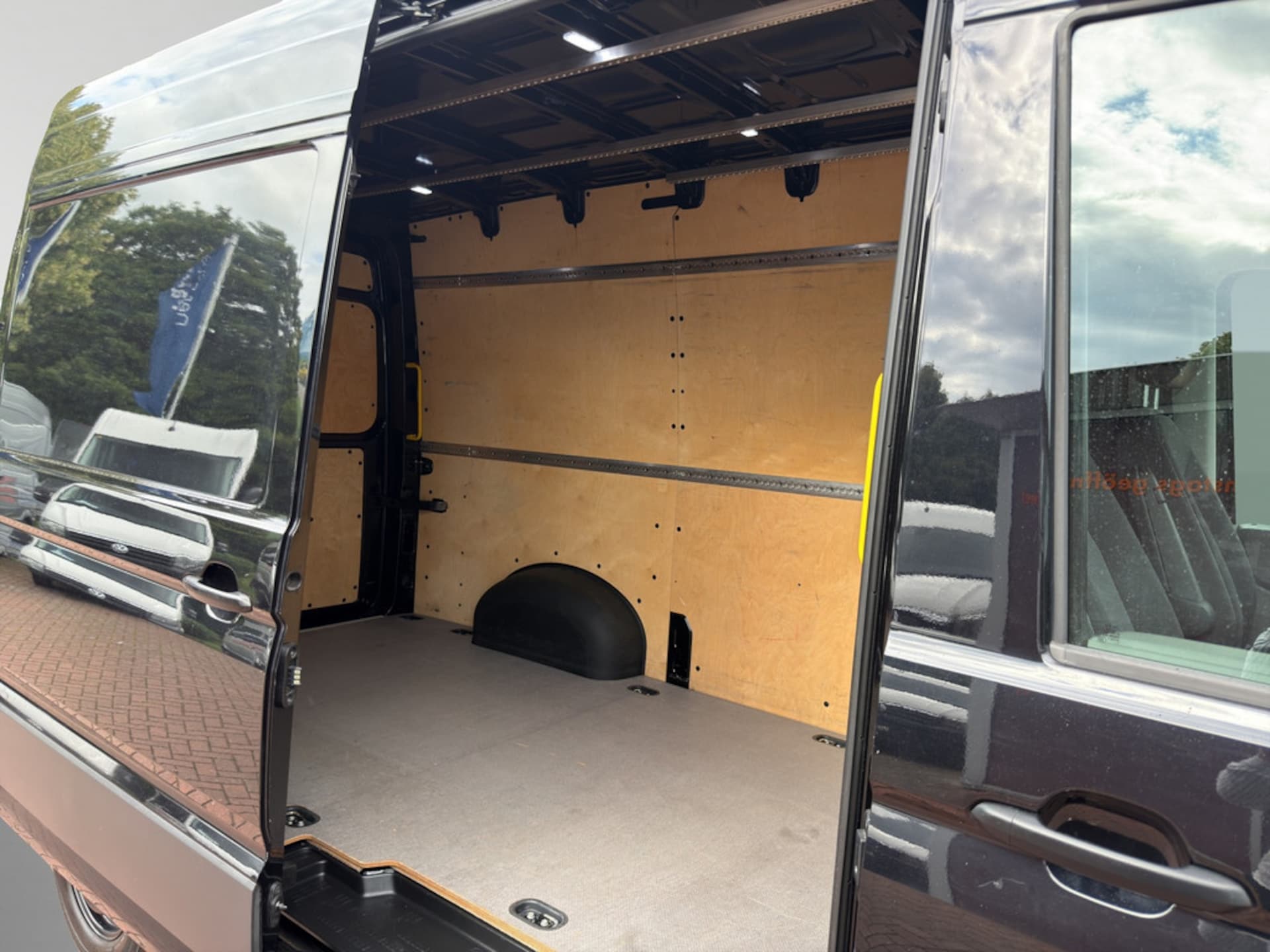 Volkswagen Crafter Kasten mittlerer Radstand