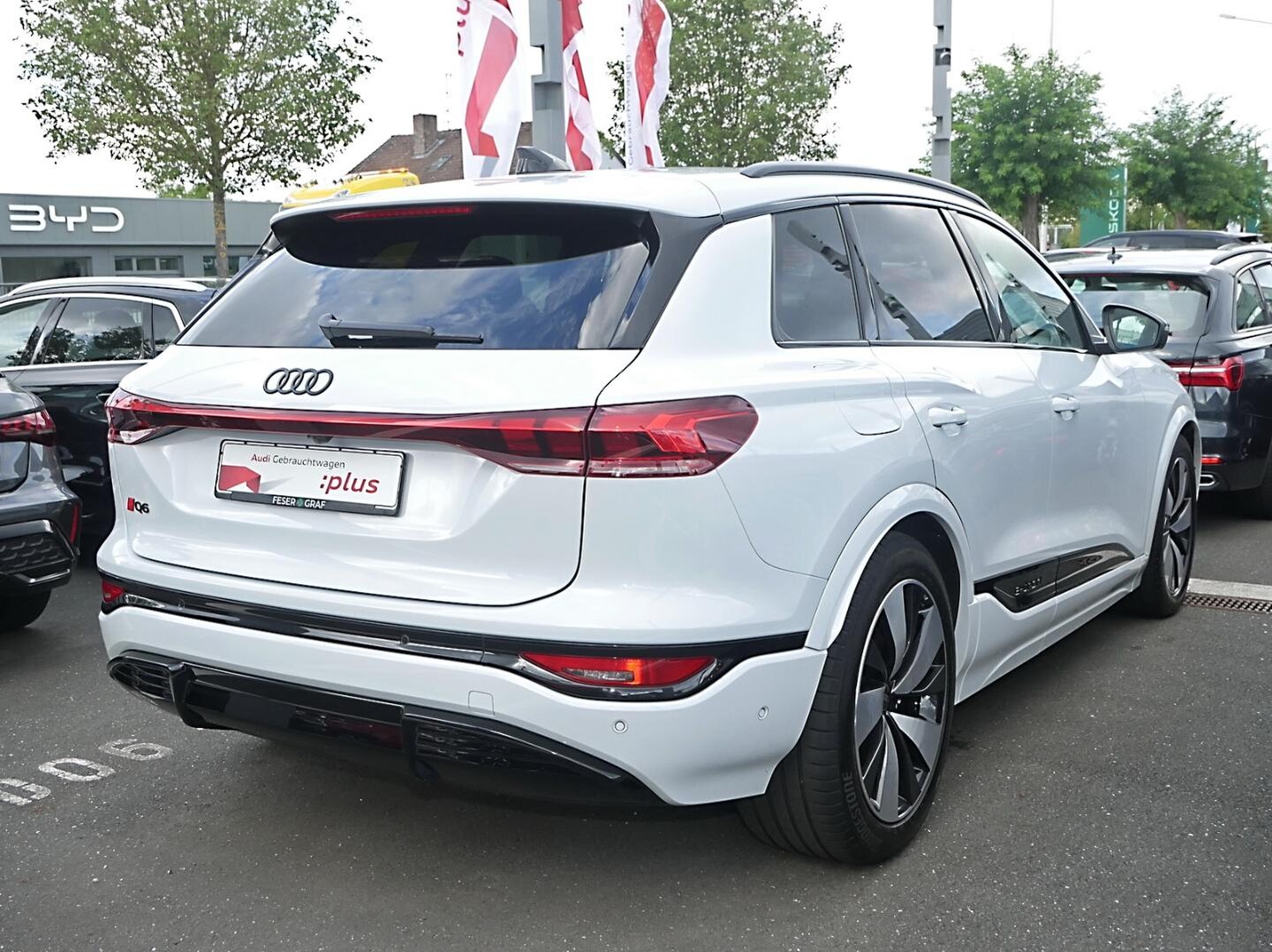 Bild über Audi Q6 SUV e-tron e-tron quattro - für weitere Informationen kontaktieren Sie den Audi Partner