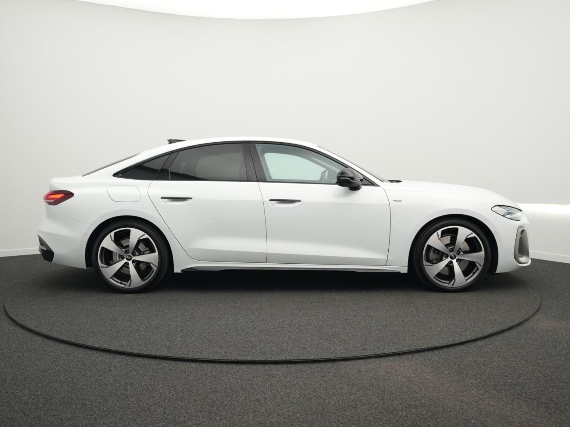 Audi A5 Limousine e-hybrid edition one