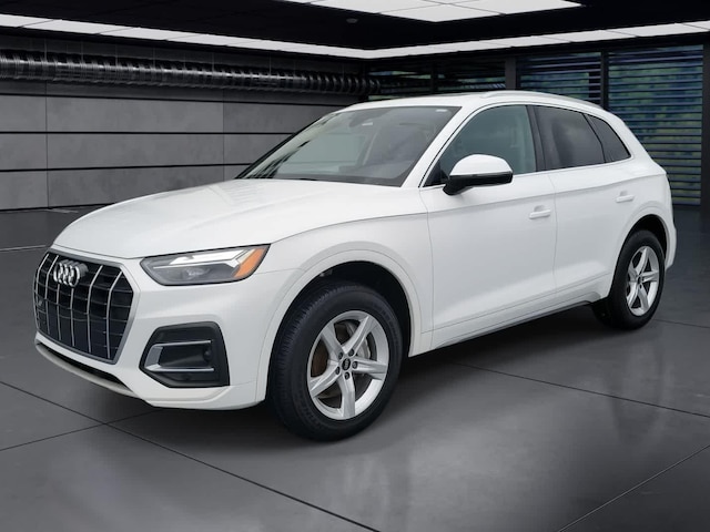 Photo of 2023 Audi Q5