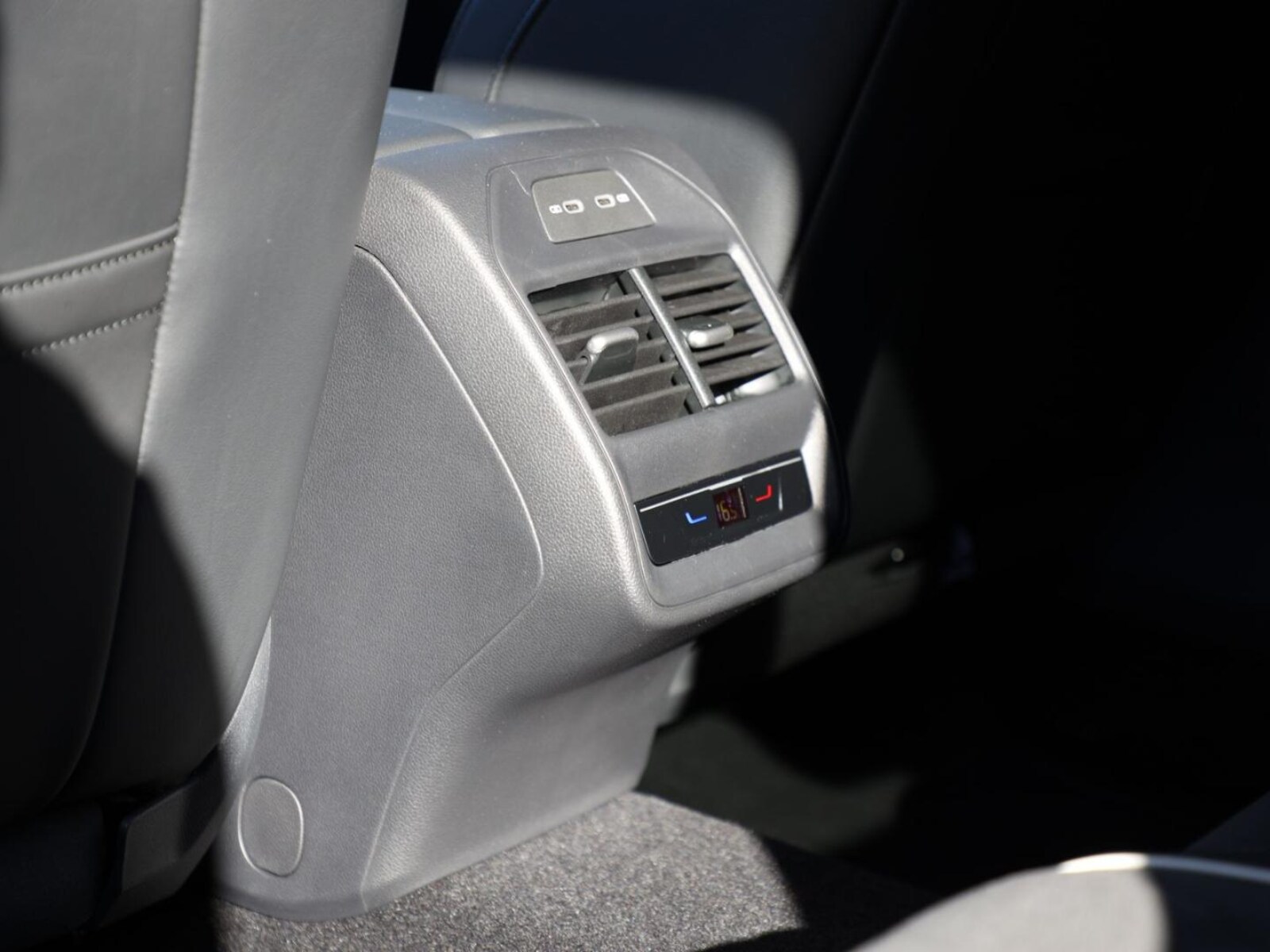Volkswagen Passat – Bild 20