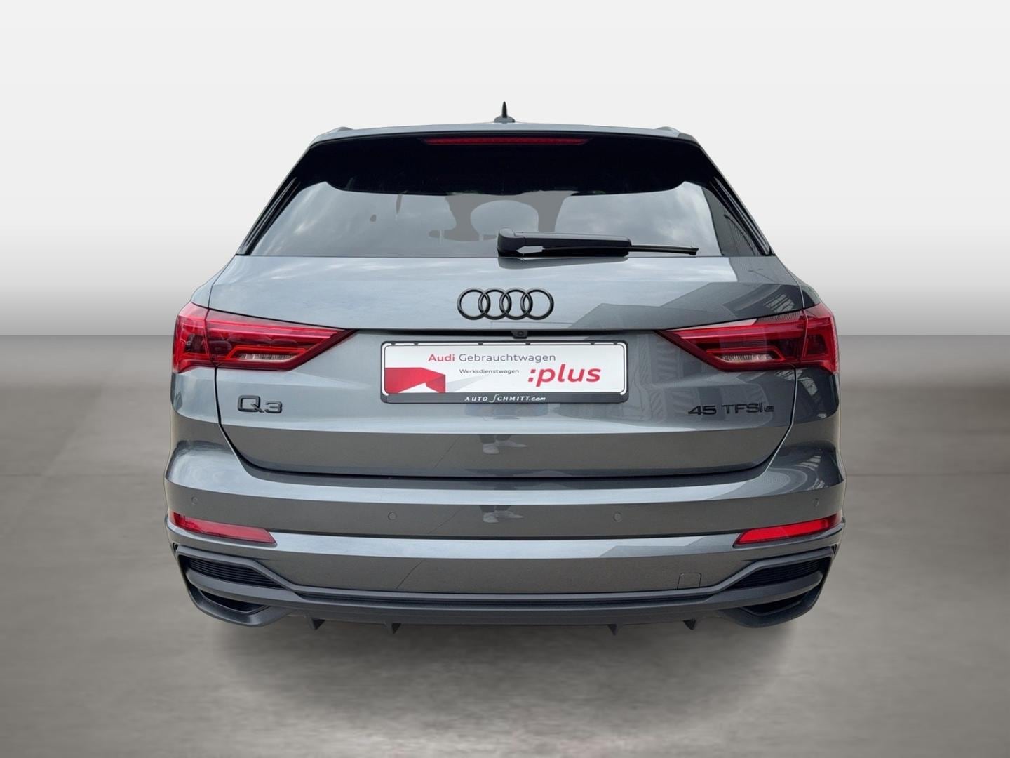 Image about Audi Q3 TFSI e S line 45 TFSI e S tronic