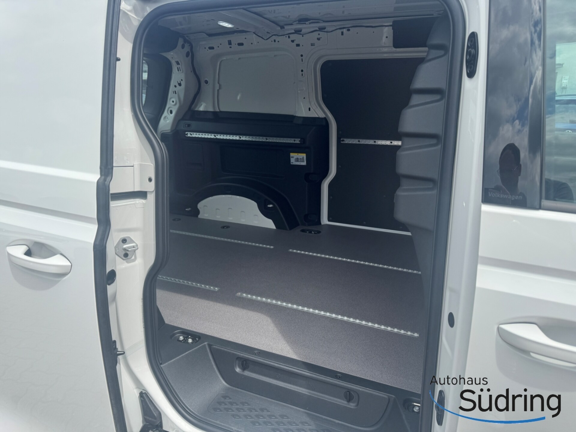 Volkswagen ID. Buzz Cargo Basis-Modell