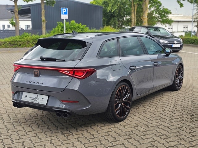 Bild des Autos 11