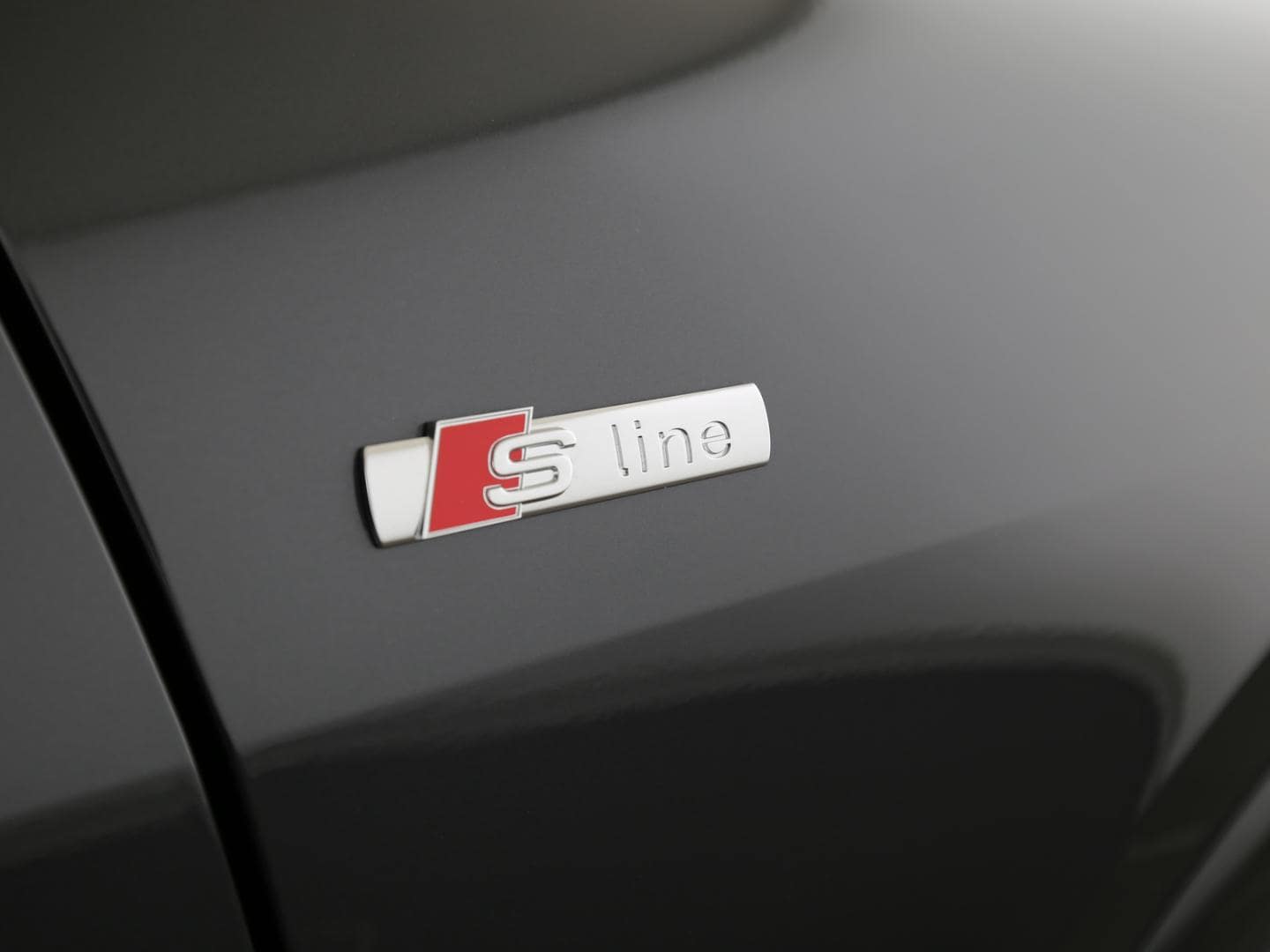 Bild über Audi Q4 Sportback e-tron e-tron quattro 220 kW - für weitere Informationen kontaktieren Sie den Audi Partner