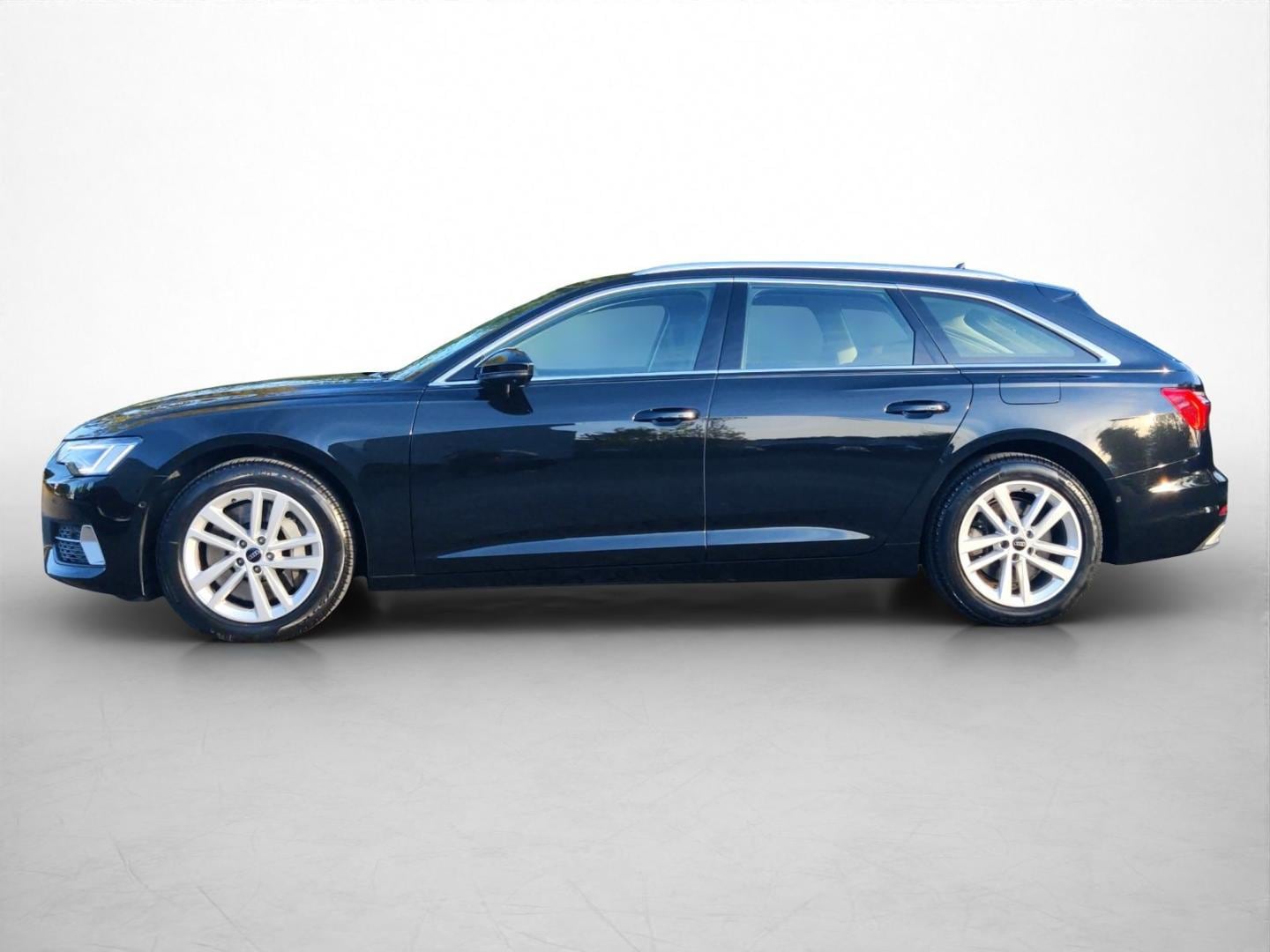Bild über Audi A6 Avant TFSI e advanced 50 TFSI e quattro S tronic - für weitere Informationen kontaktieren Sie den Audi Partner