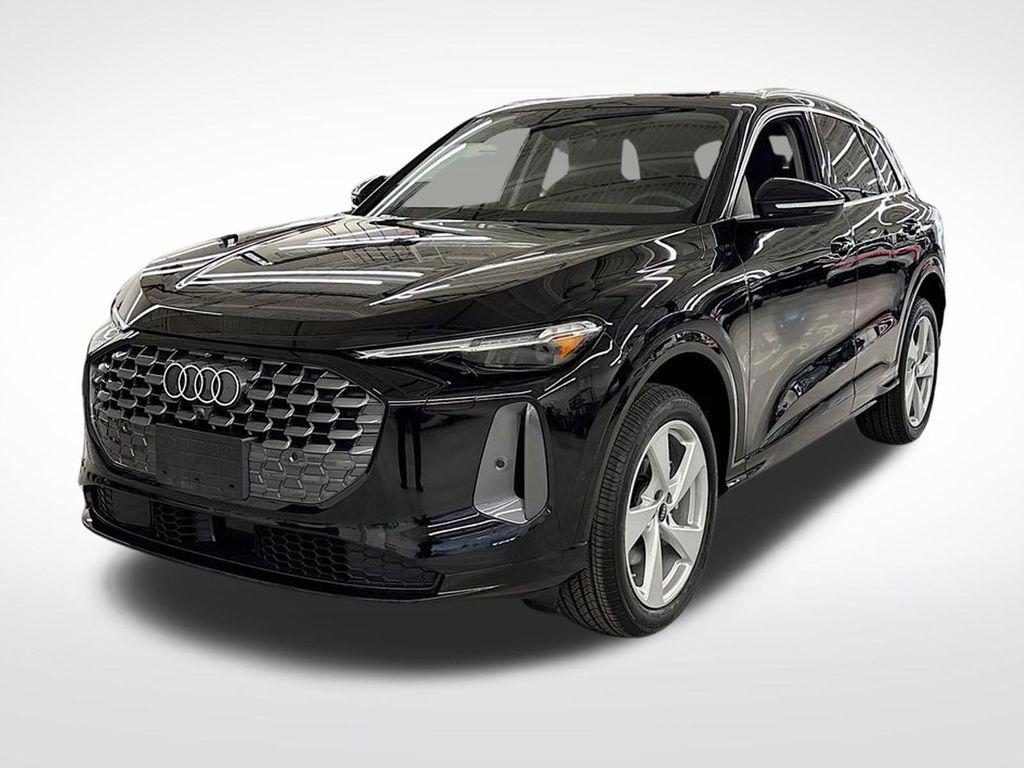 2025 Audi Q5 40 Premium Plus's photo