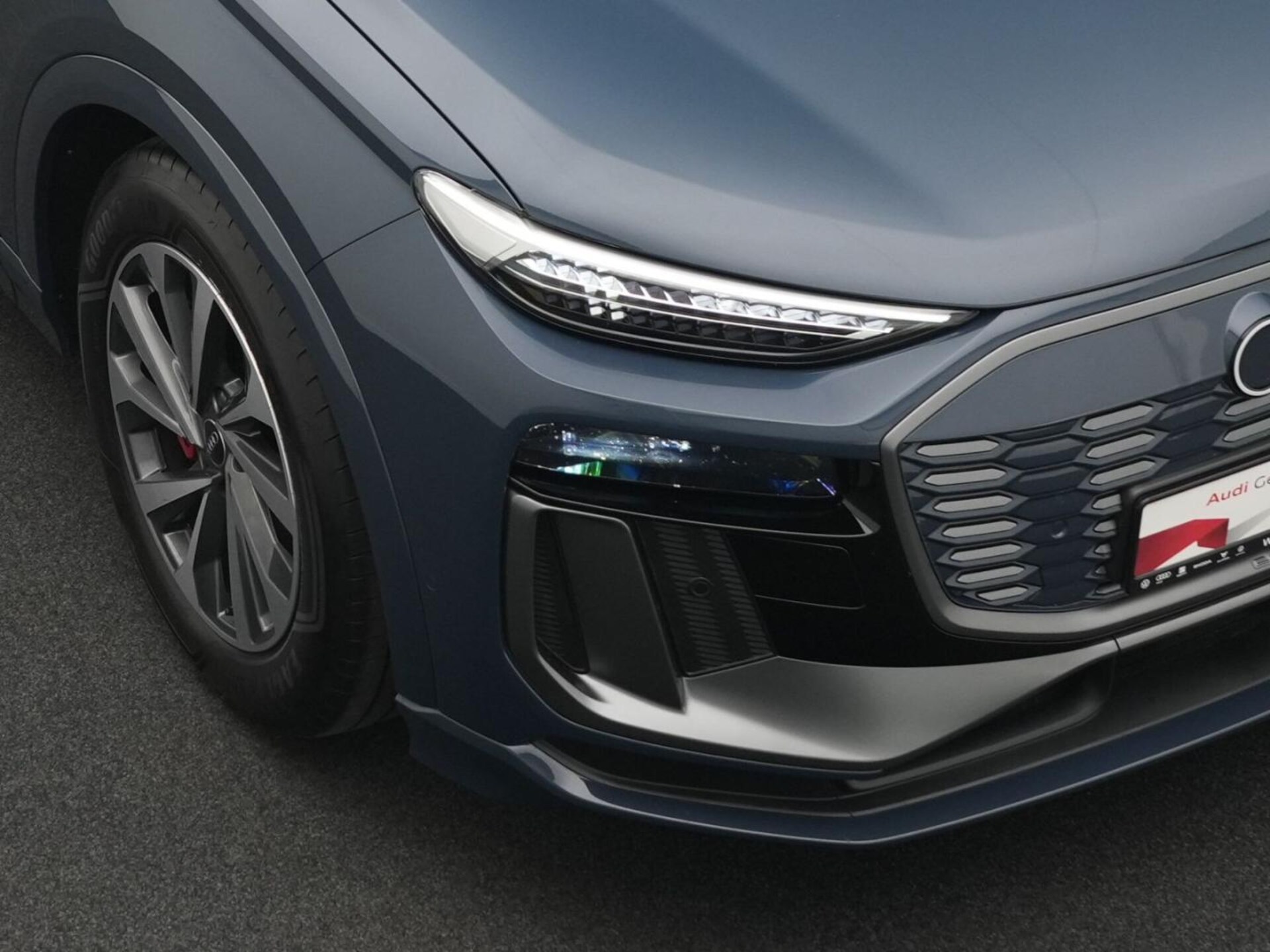 Audi Q6 SUV e-tron