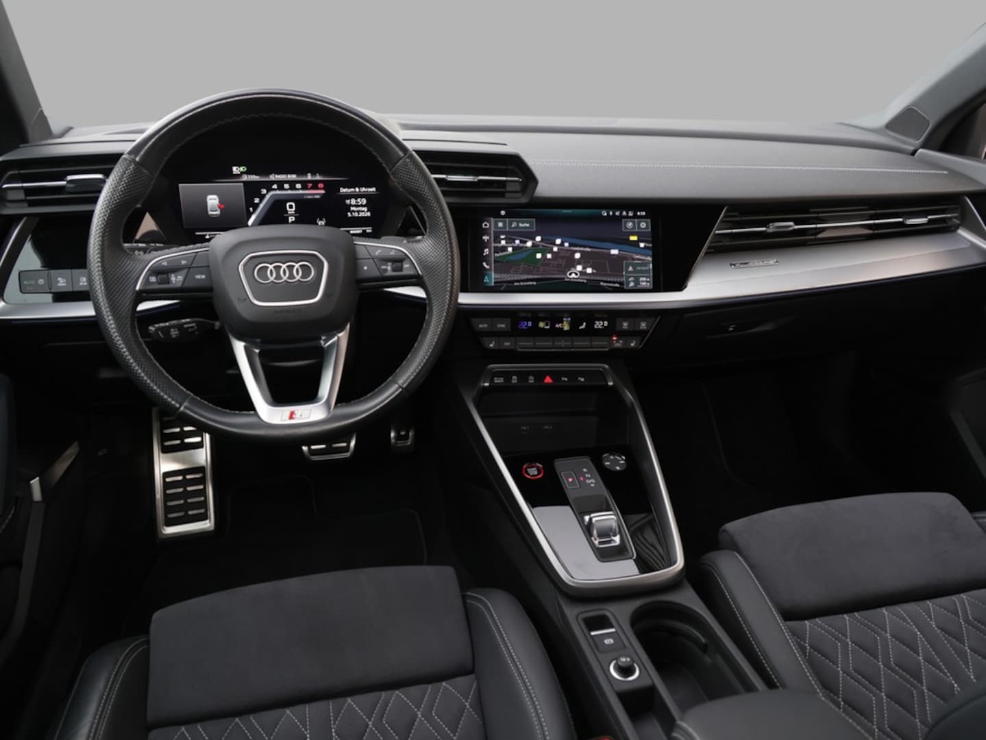 Bild über Audi S3 Limousine TFSI quattro S tronic - für weitere Informationen kontaktieren Sie den Audi Partner