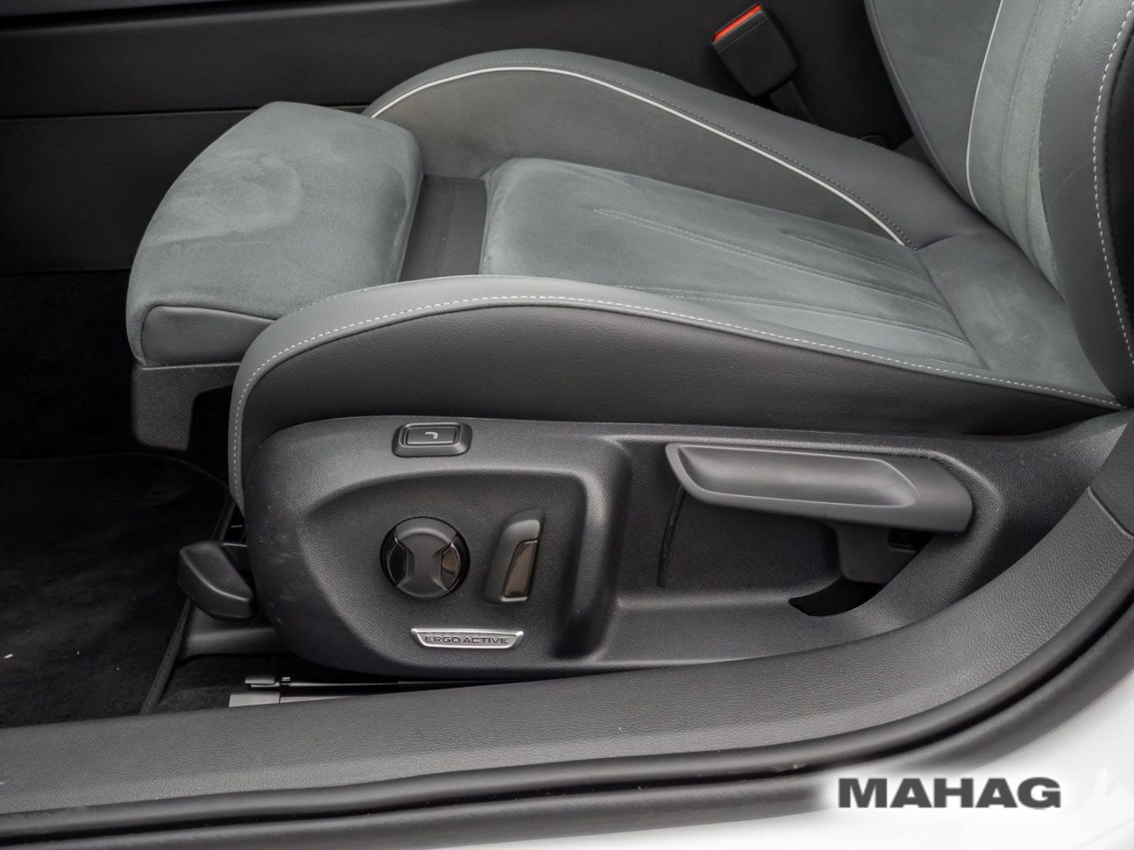 Volkswagen Passat – Bild 24