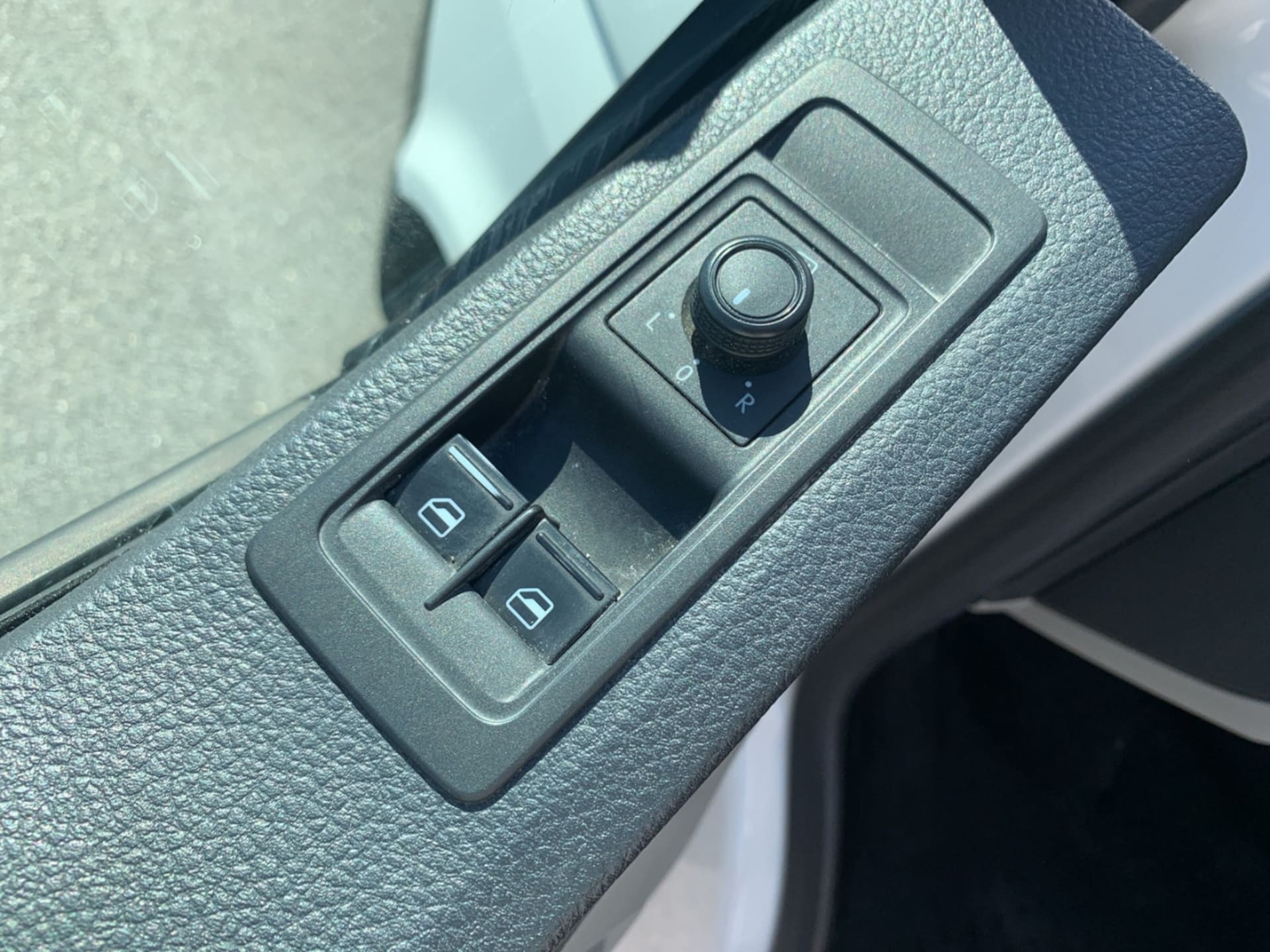 Volkswagen T6 Transporter Kasten langer Radstand