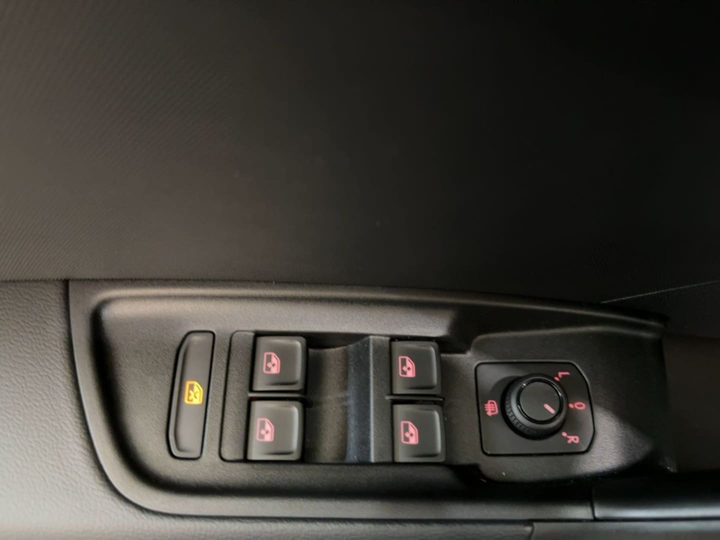 Bild über Audi A1 Sportback advanced 25 TFSI S tronic - für weitere Informationen kontaktieren Sie den Audi Partner