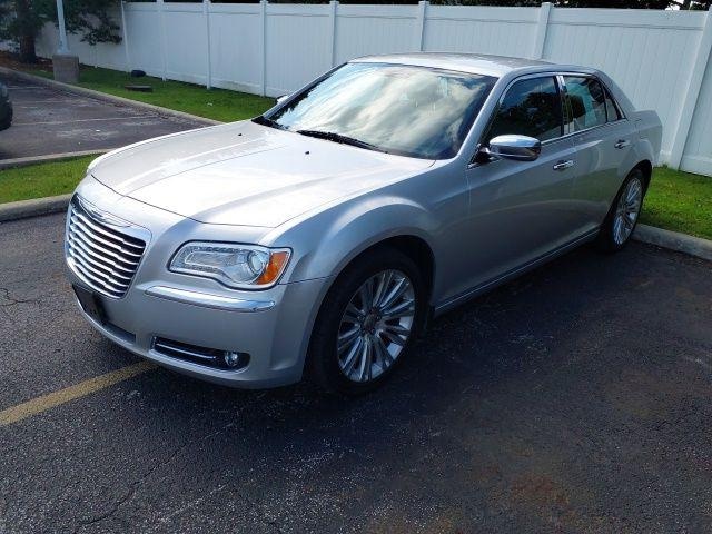 2011 Chrysler 300