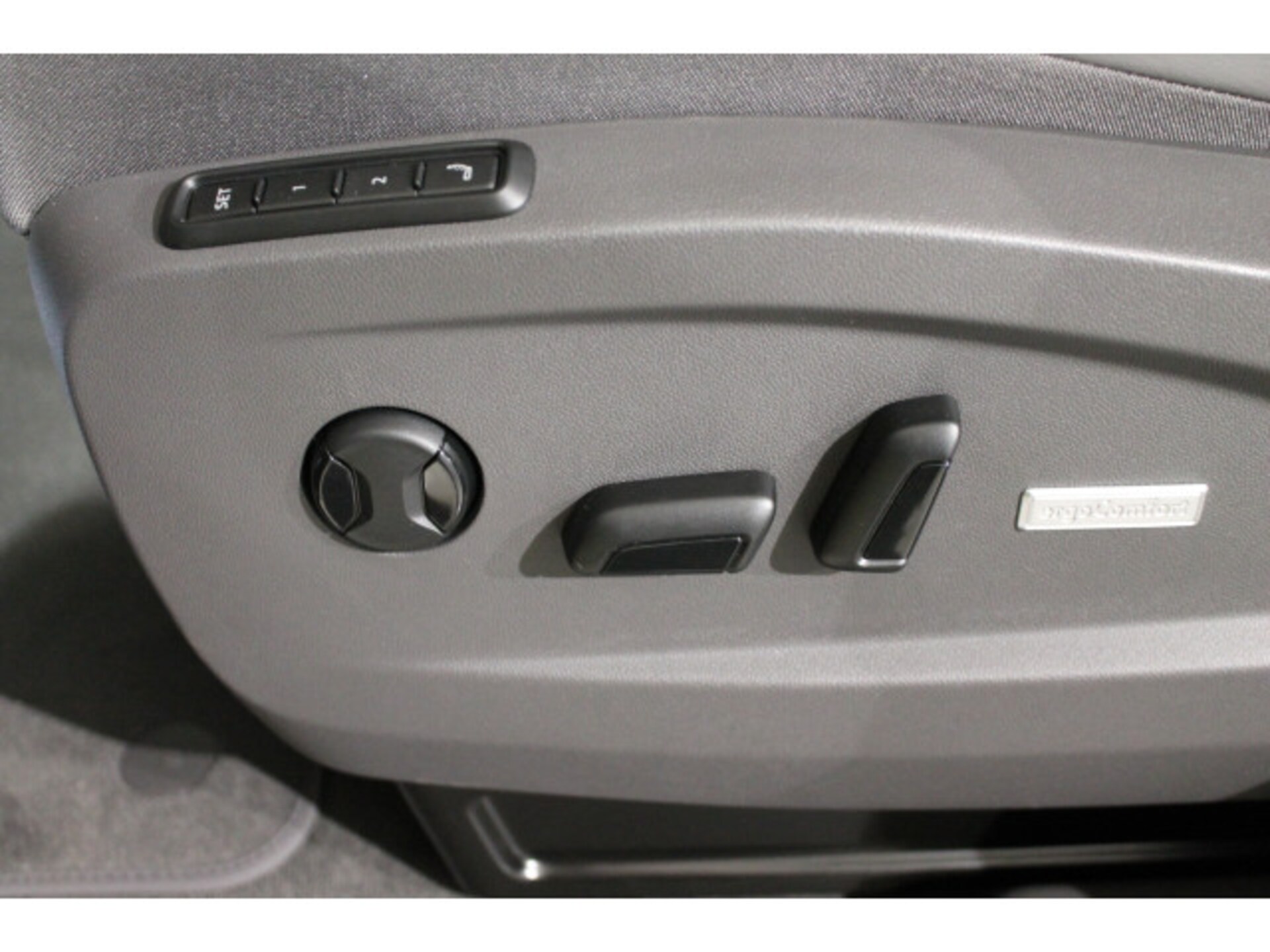 Volkswagen Multivan Style