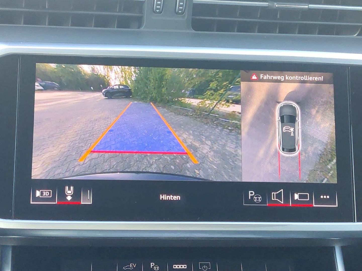 Bild über Audi A6 Avant TFSI e advanced 50 TFSI e quattro S tronic - für weitere Informationen kontaktieren Sie den Audi Partner
