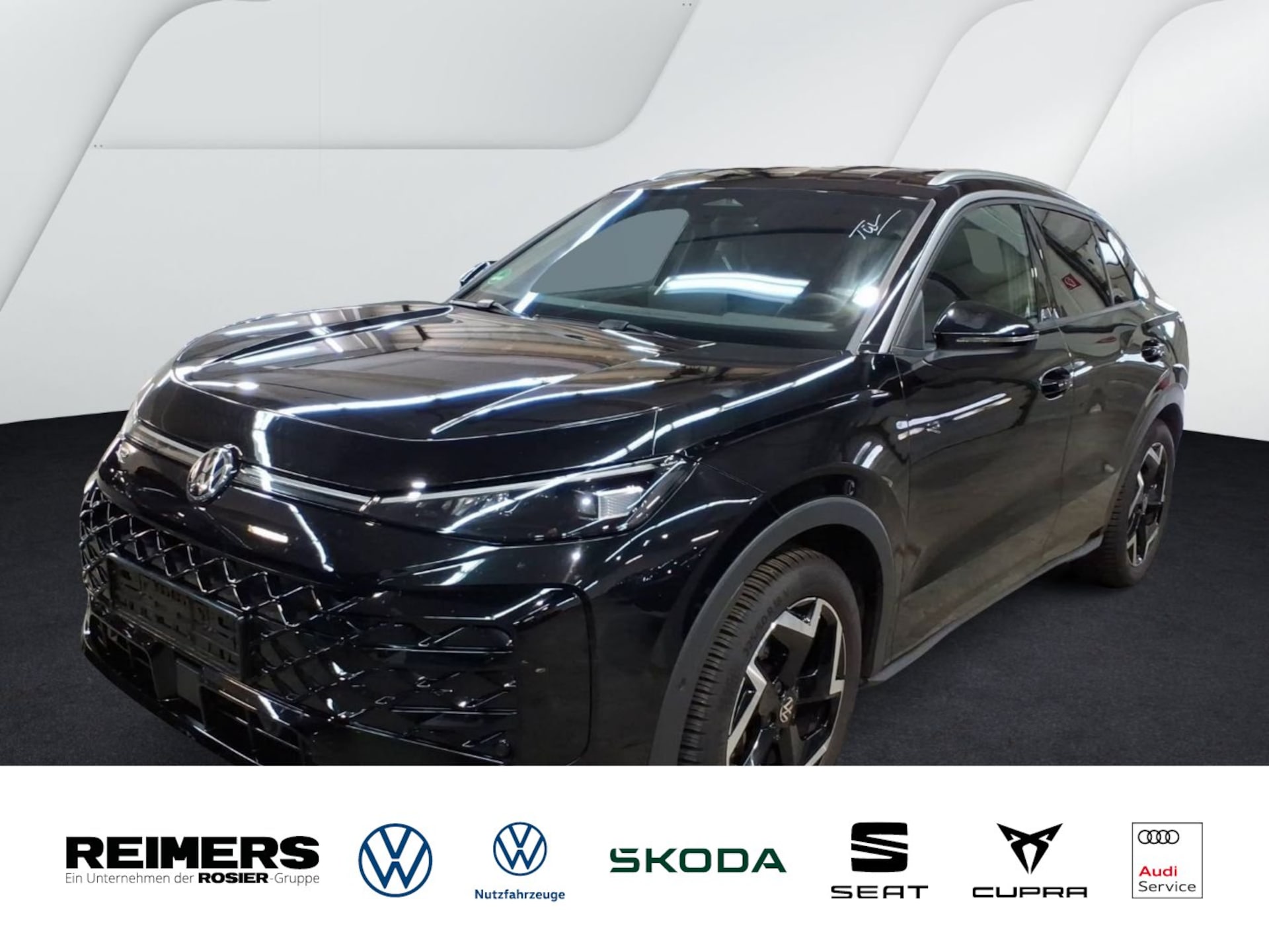 Volkswagen T-Roc — Volkswagen T-Roc R-Line NF 1.5 RLineB 110eTSID7F AHK