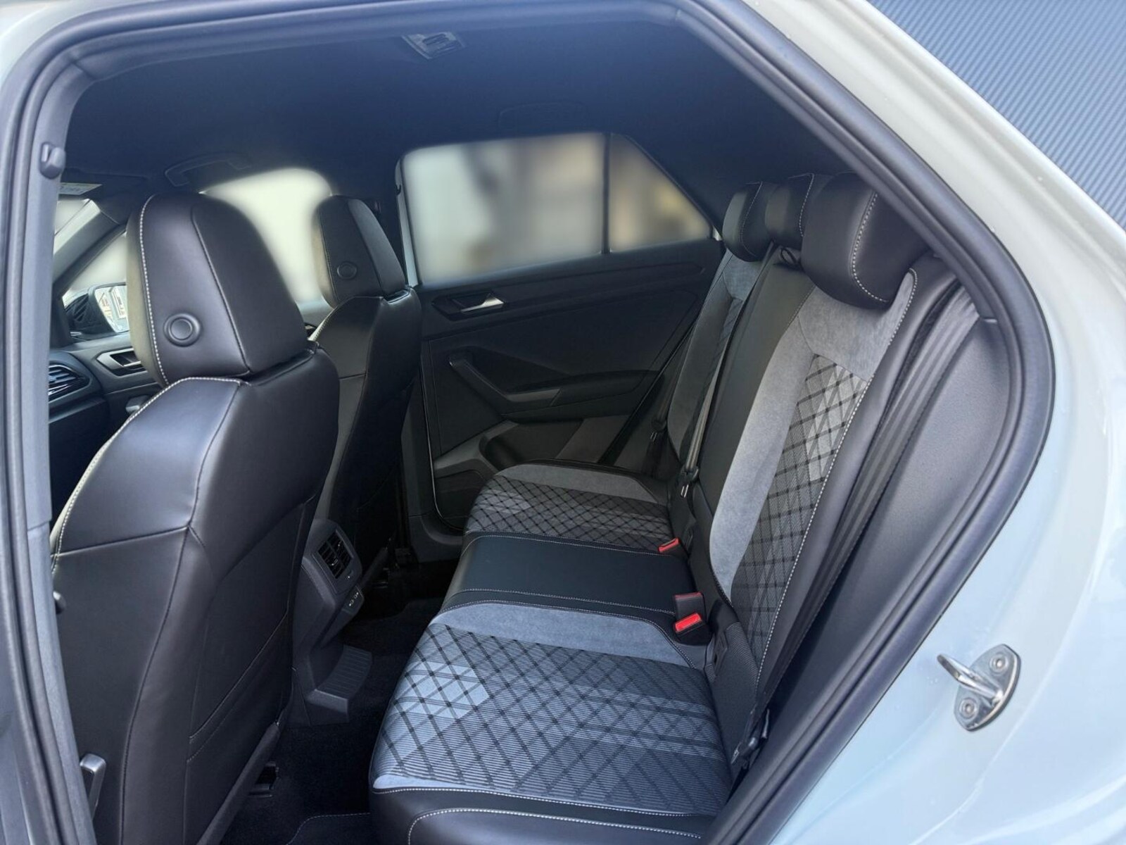 Volkswagen T-Roc – Bild 8