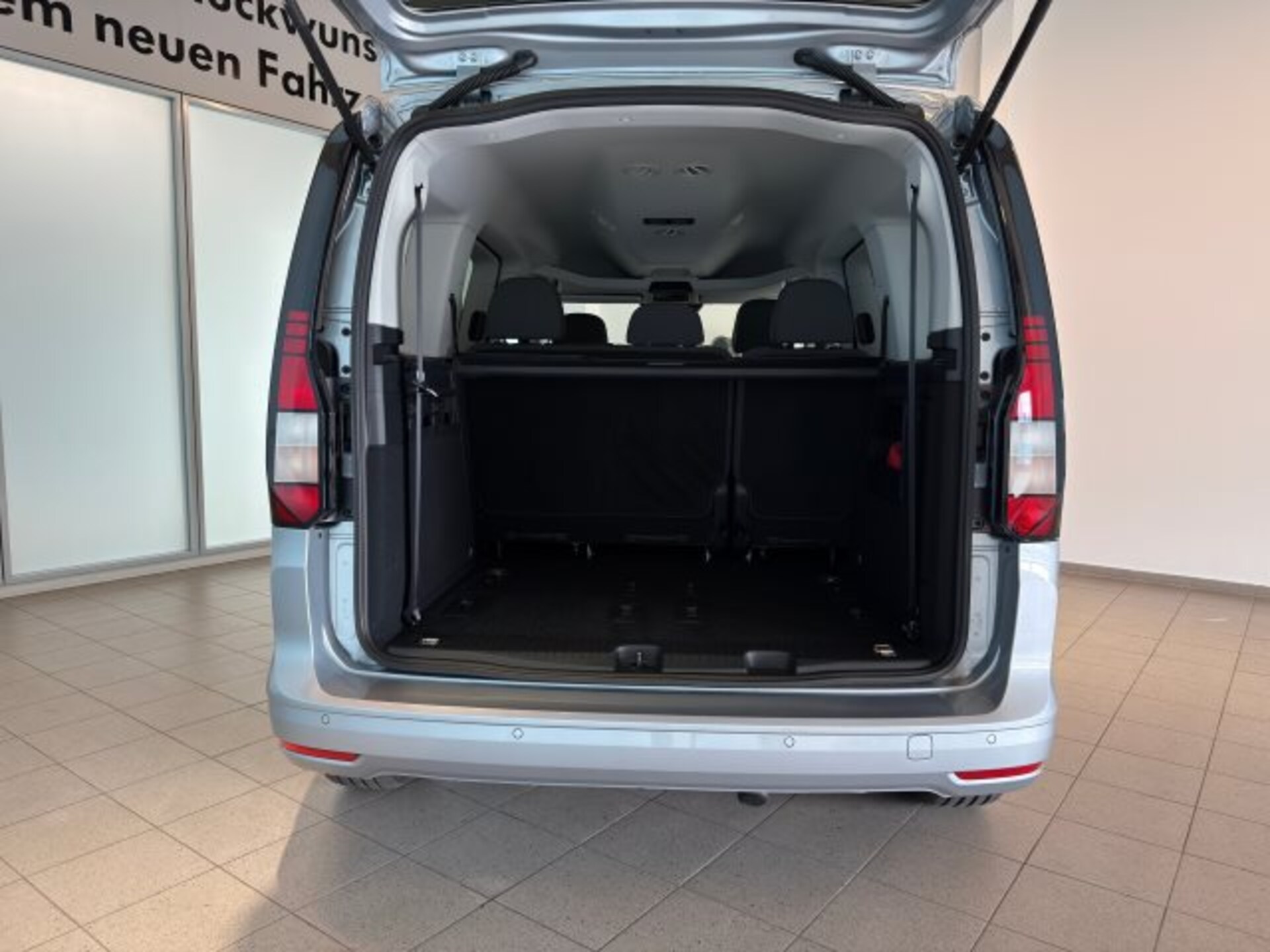 Volkswagen Caddy Basis-Modell