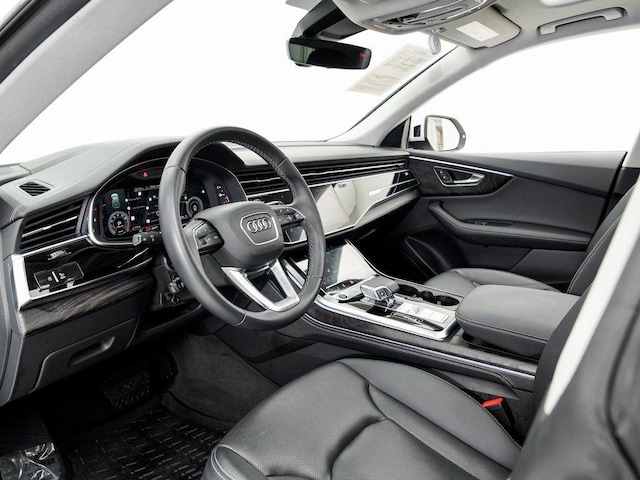 2023 Audi Q8