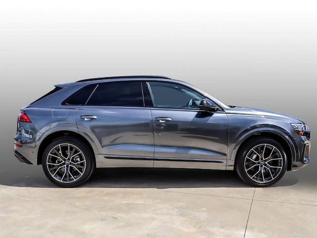 2025 Audi Q8