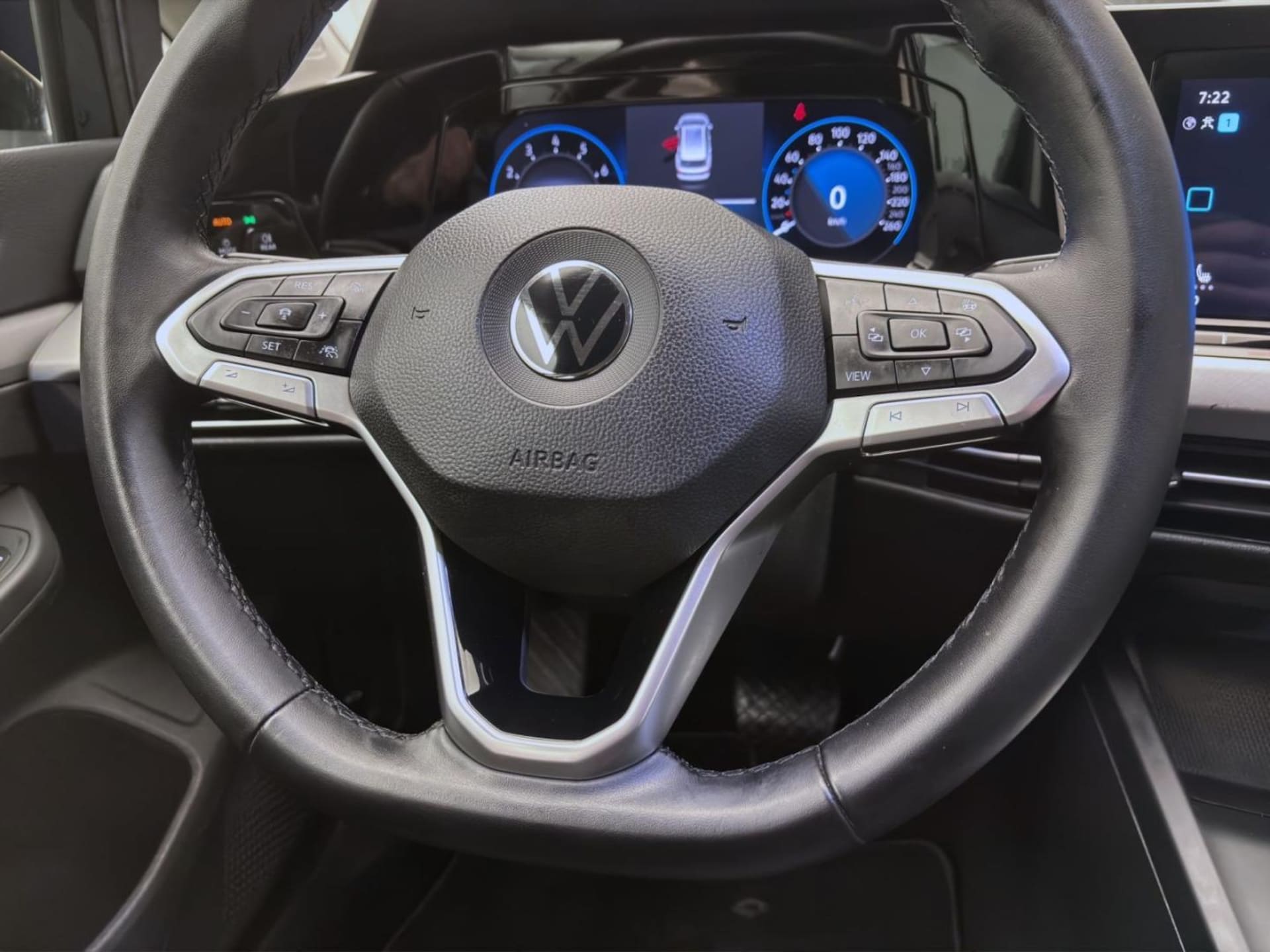 Volkswagen Golf Variant Life