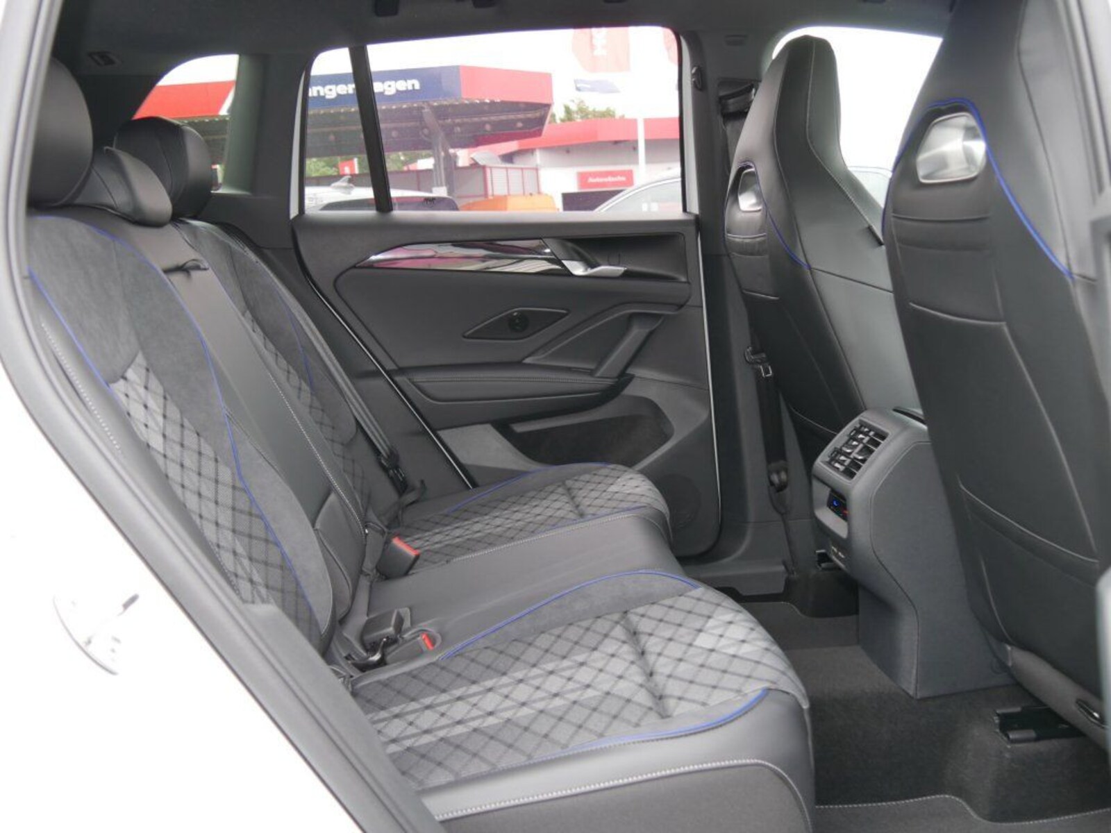 Volkswagen Tiguan – Bild 6
