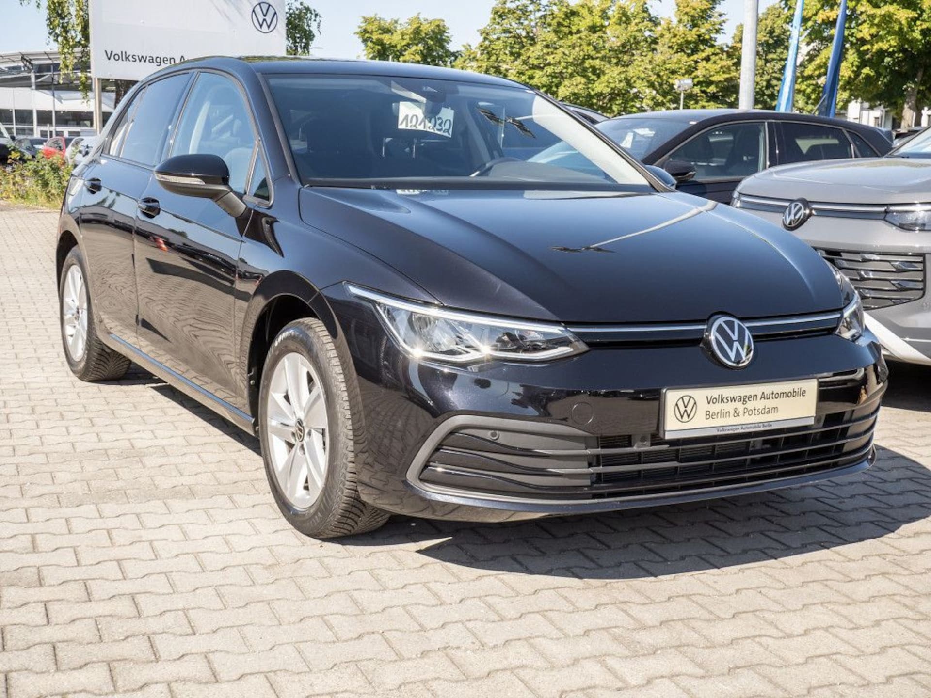 Volkswagen Golf Life