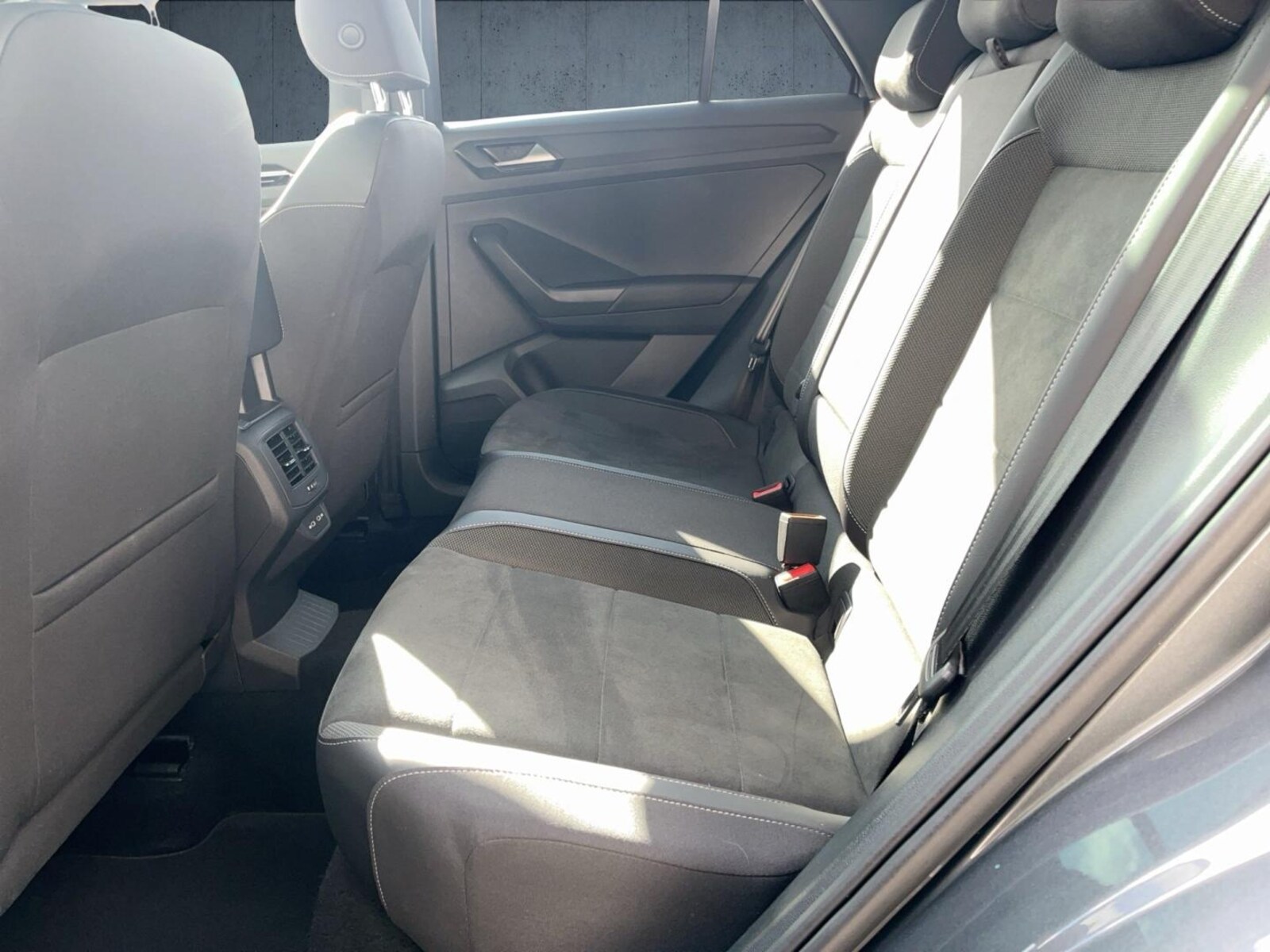 Volkswagen T-Roc – Bild 13