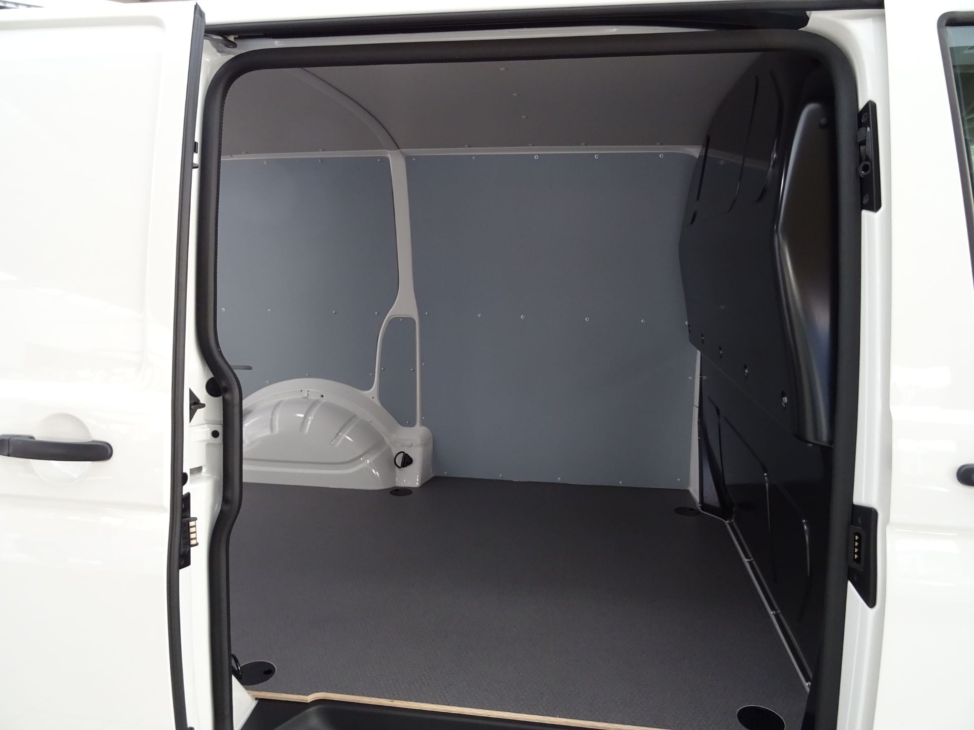 Volkswagen T6.1 Transporter Kasten kurzer Radstand