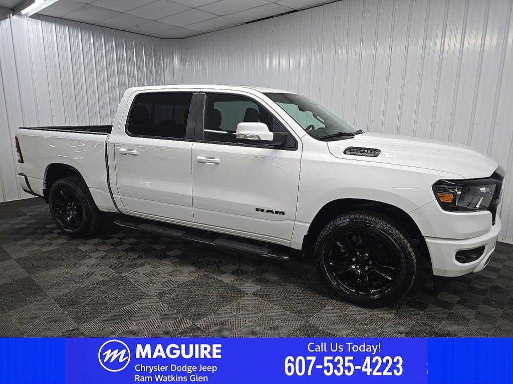 2020 RAM 1500 Big Horn/Lone Star 4x4 Crew Cab 5'7's photo