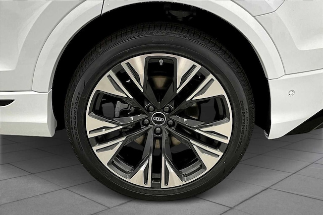 2026 Audi Q8 Premium Plus - Photo 11