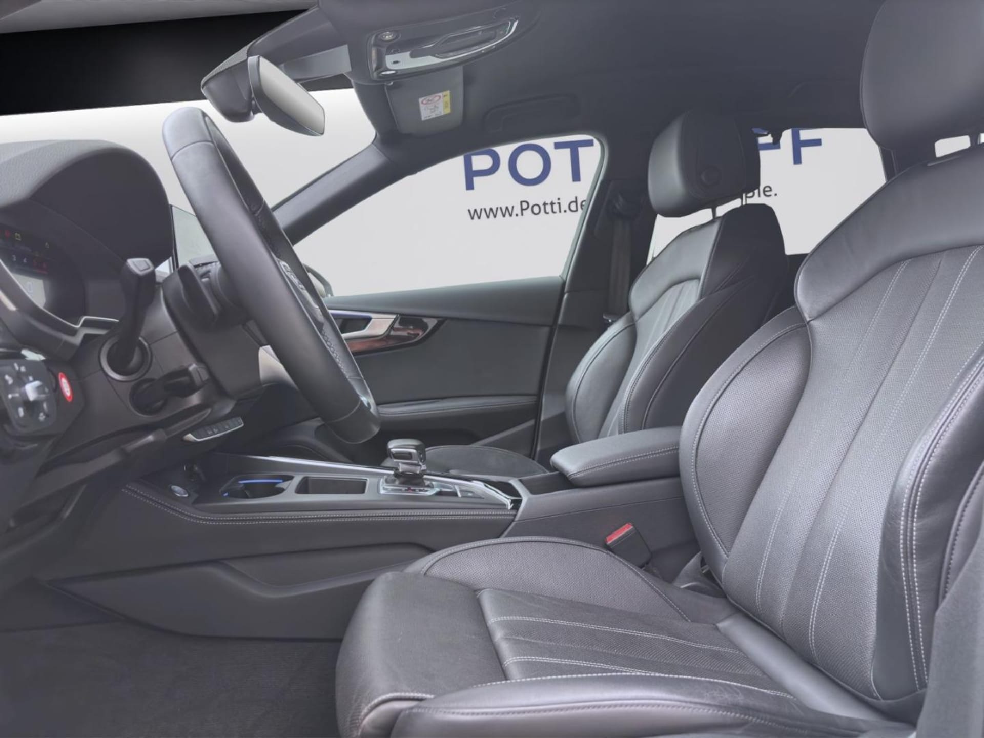 Audi A4 Avant Advanced