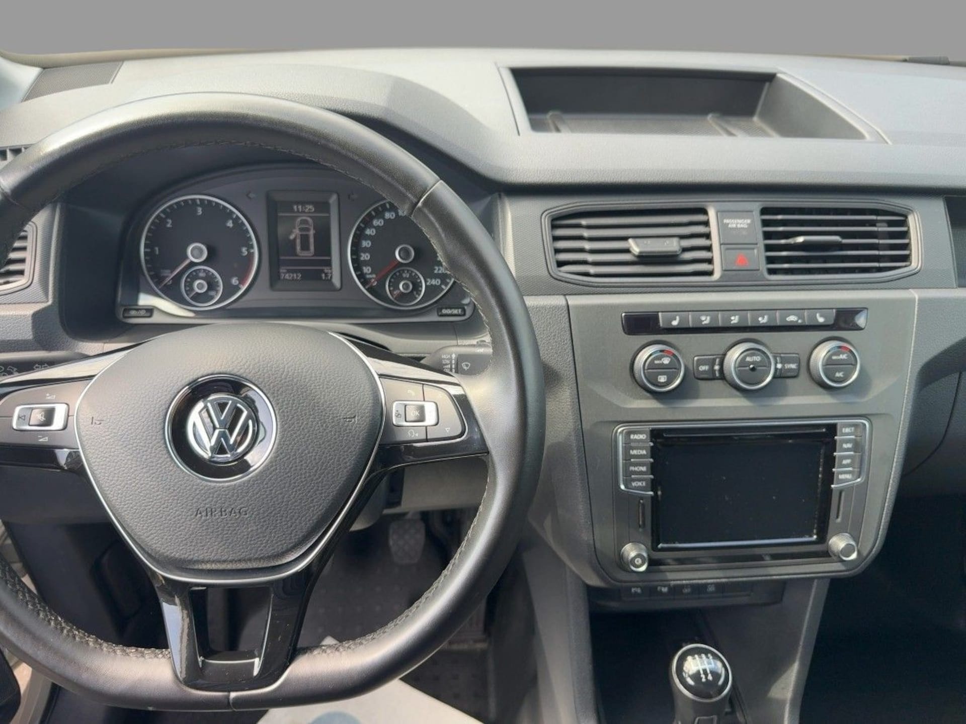 Volkswagen Caddy Maxi Kasten Basis-Modell