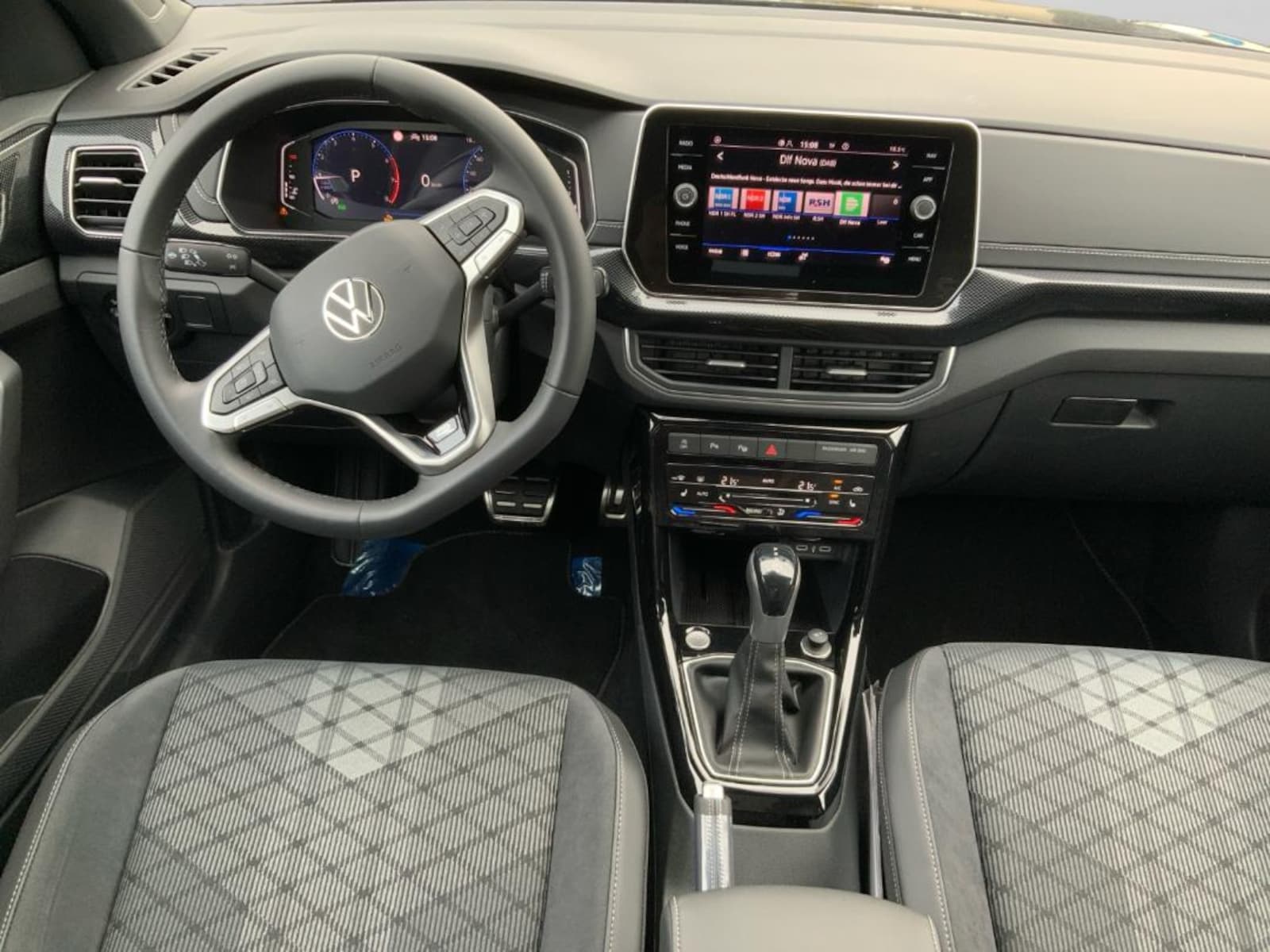 Volkswagen T-Cross – Bild 12