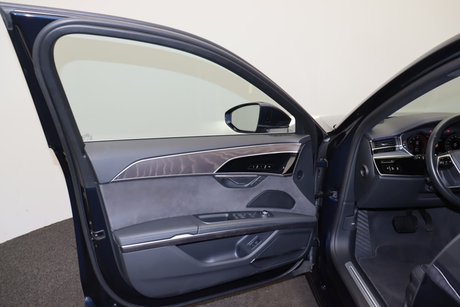 Audi A8 – Bild 7