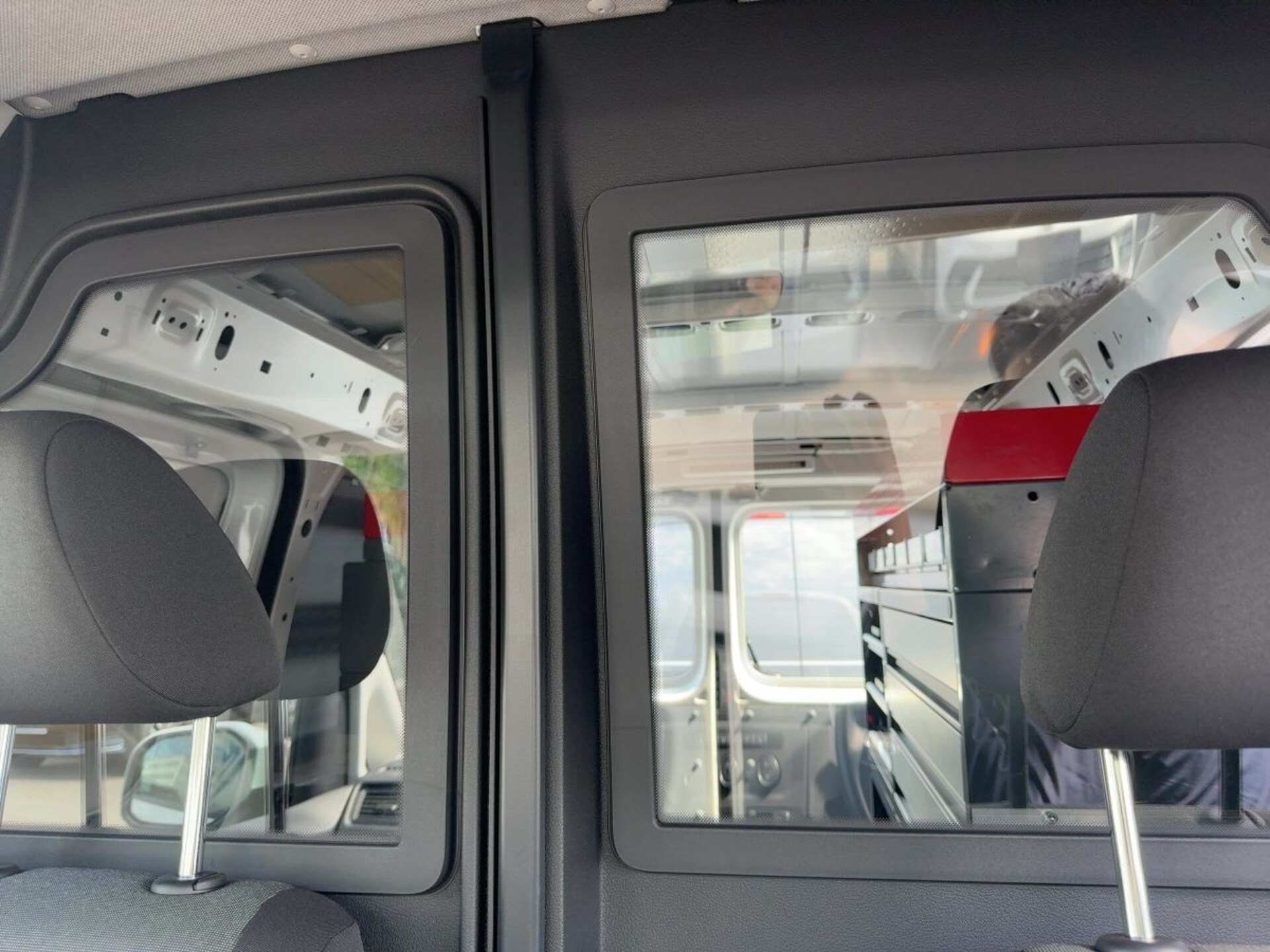 Volkswagen Caddy Maxi Kasten Basis-Modell