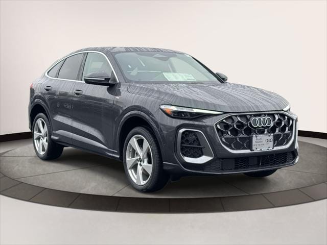 2025 Audi New Q5 Sportback Premium Plus's photo