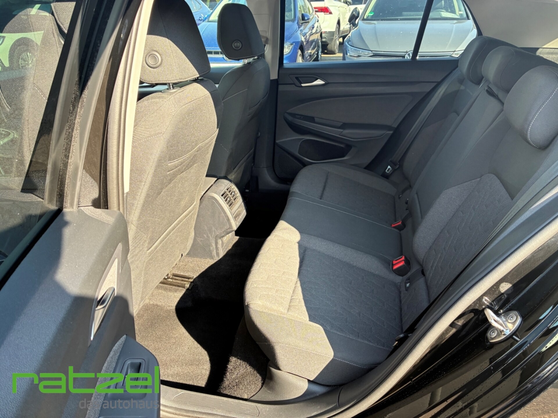 Volkswagen Golf Life