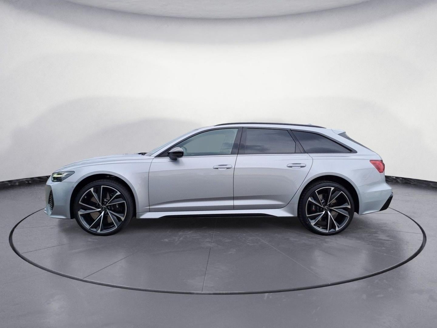 Bild über Audi RS 6 Avant TFSI quattro tiptronic - für weitere Informationen kontaktieren Sie den Audi Partner