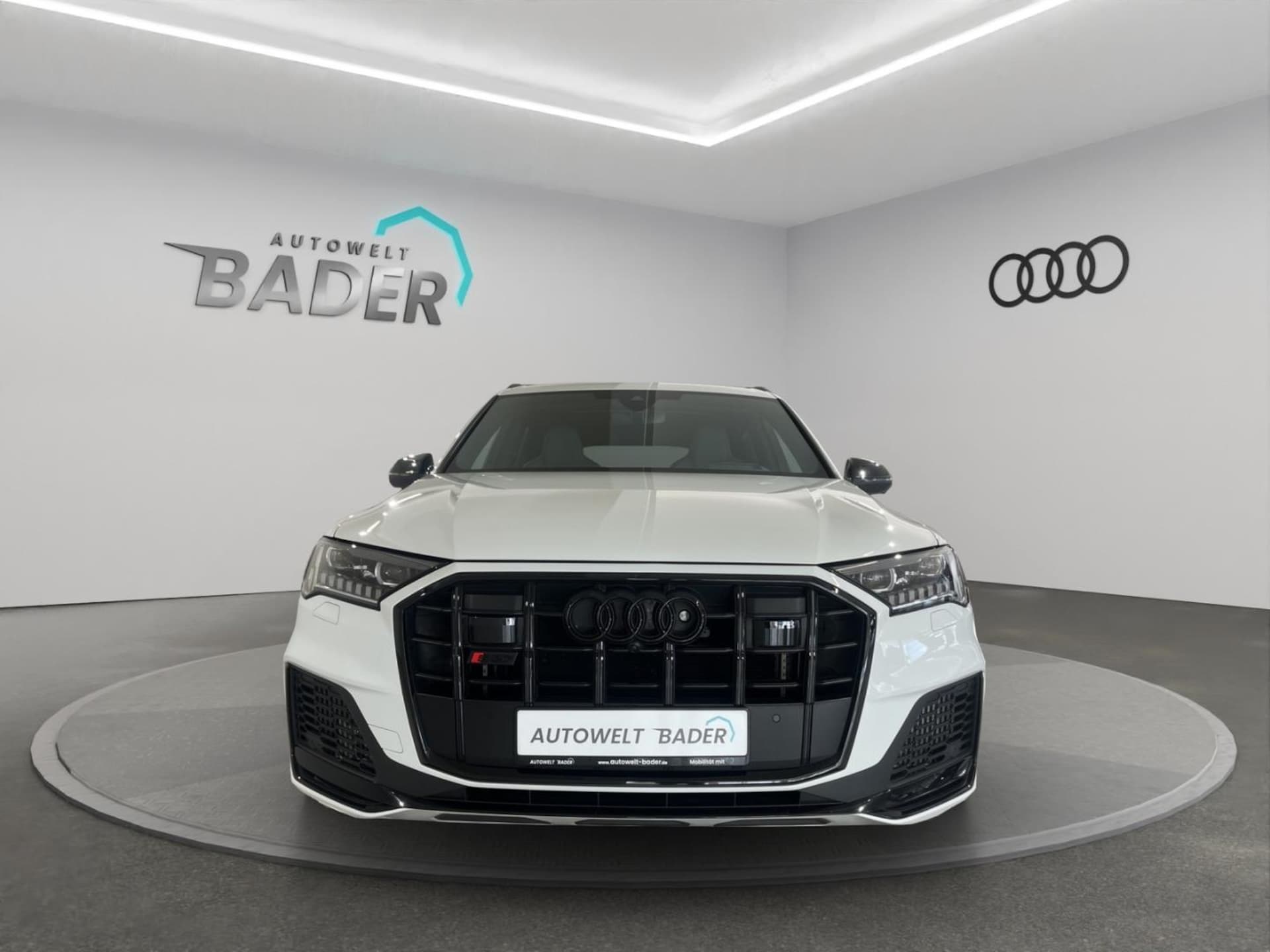 Audi SQ7 SUV