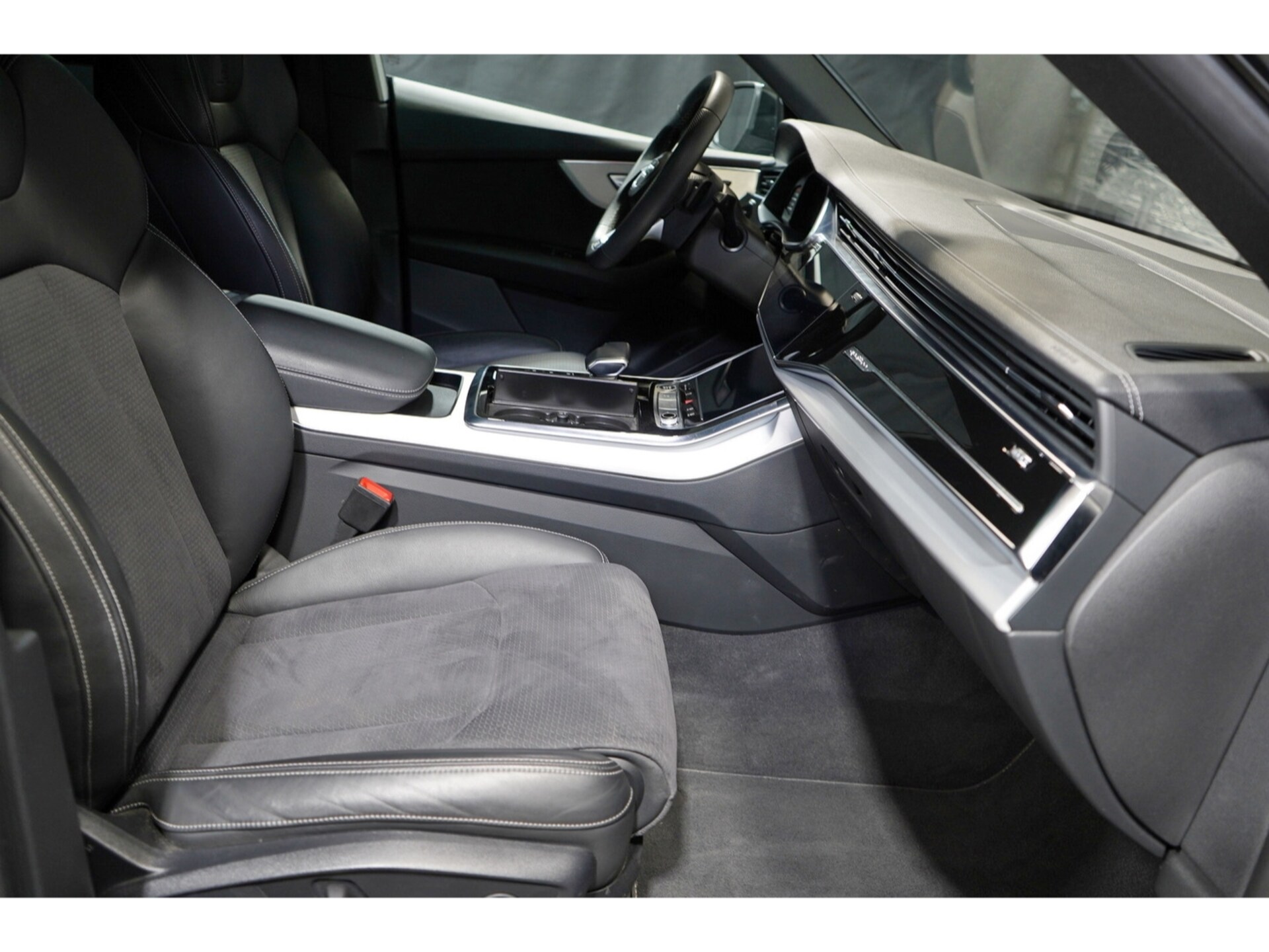 Audi Q8 SUV